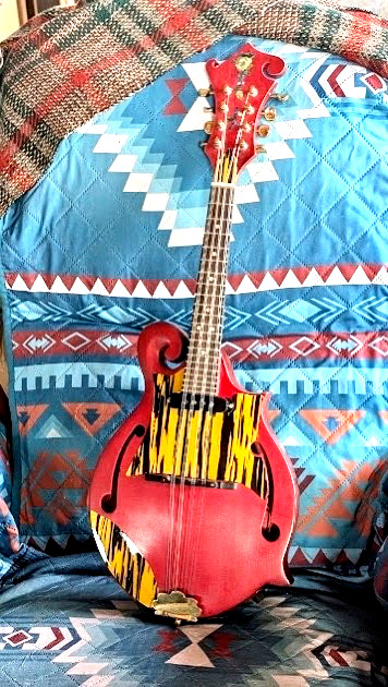 PSYCHOBILLY ACOUSTIC ELECTRIC MANDOLIN / SHOWSTOPPER / 2024 / SOLID TONEWOOD