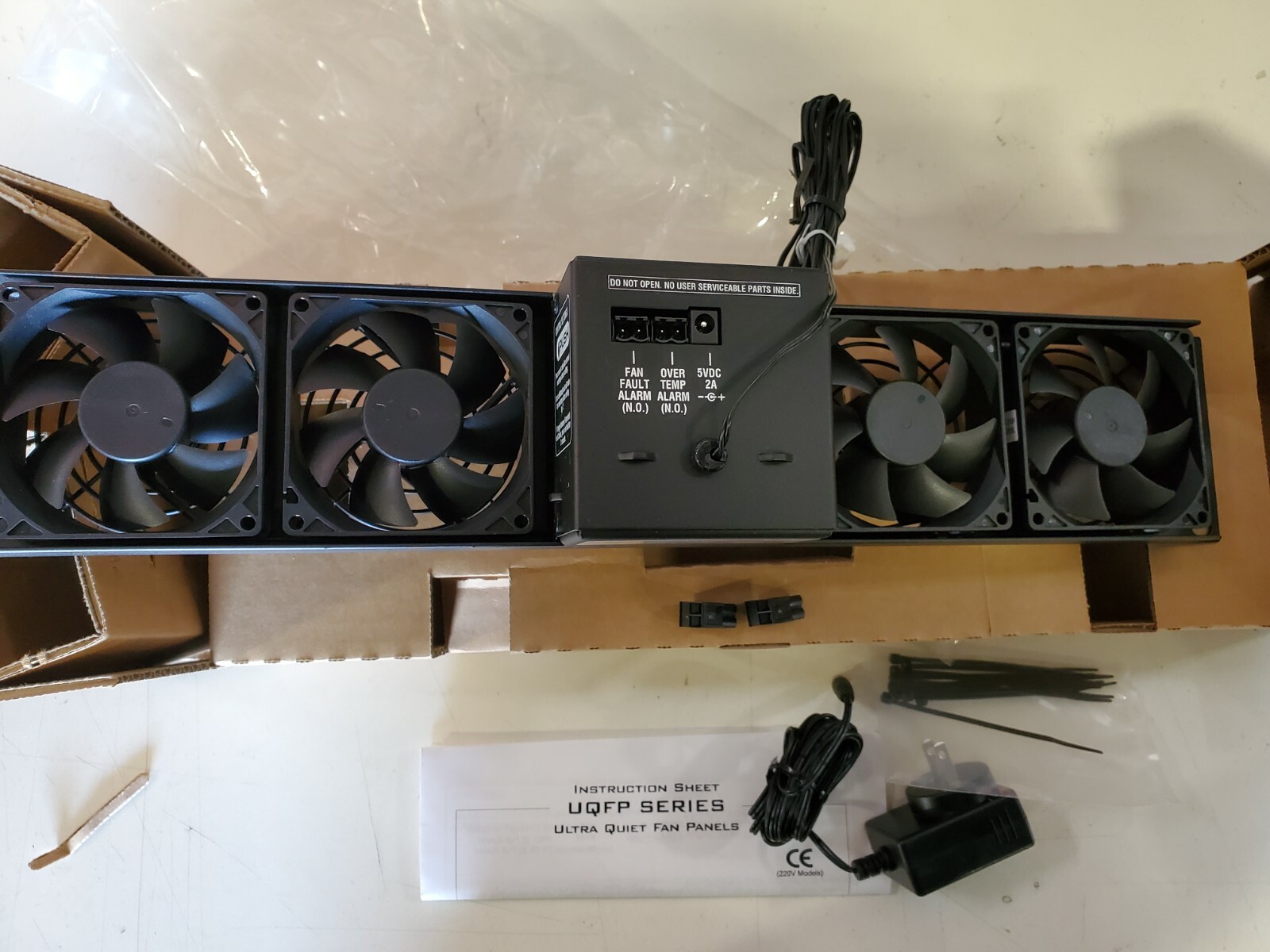 Middle Atlantic UQFP-4D, Ultra Quiet Four-Fan Panel with Display