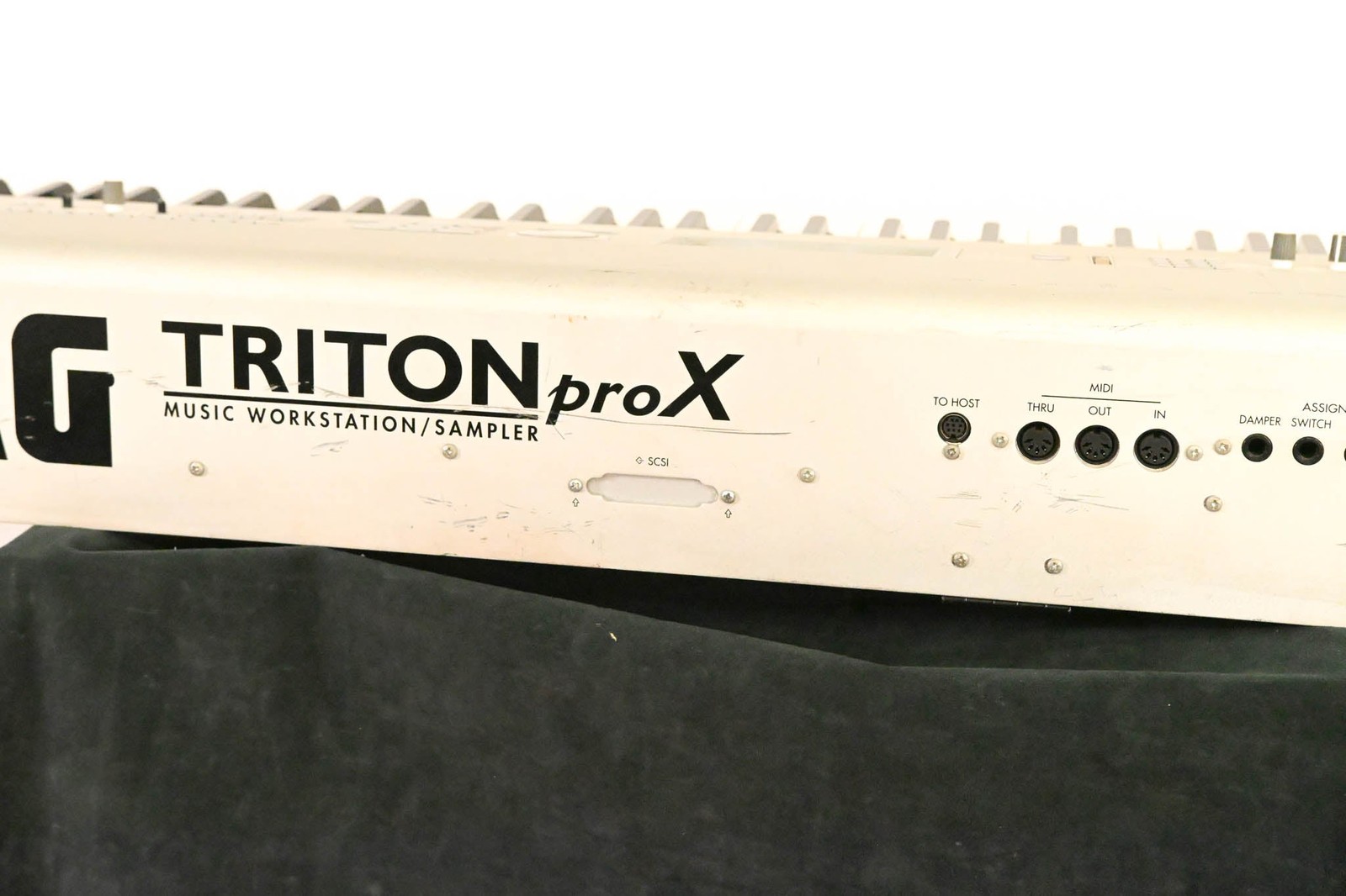 Korg Triton ProX 88-Key Digital Keyboard CG01Y4Y
