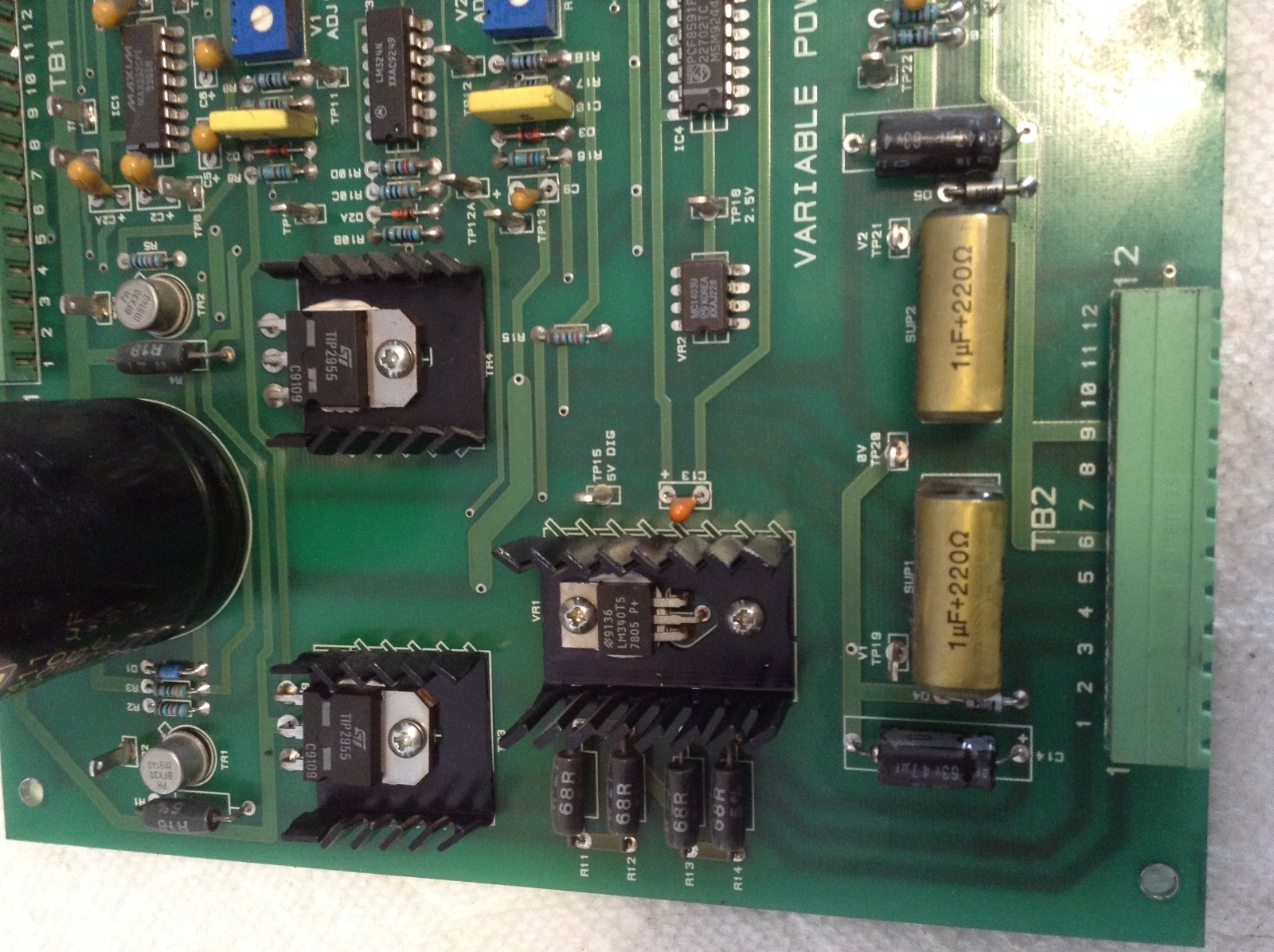 118-14-01 Variable Power Supply