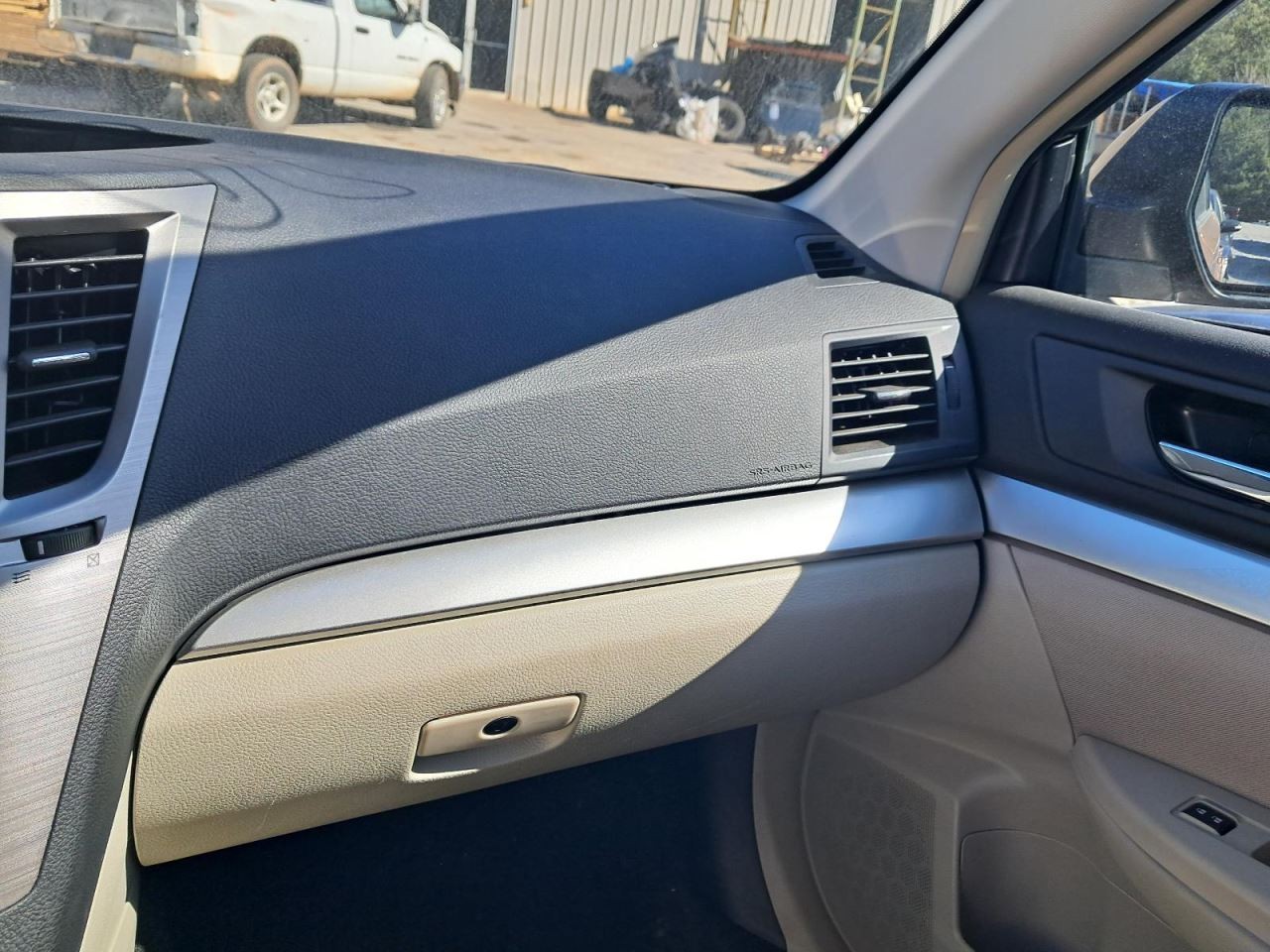 LEGACY 2013 Glove Box 4856119