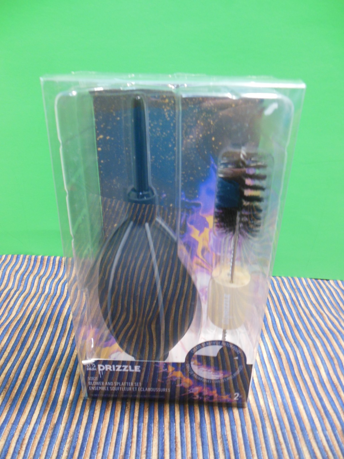 Plaid  Folk art Drizzle Blower & Splatter  Painting set / new