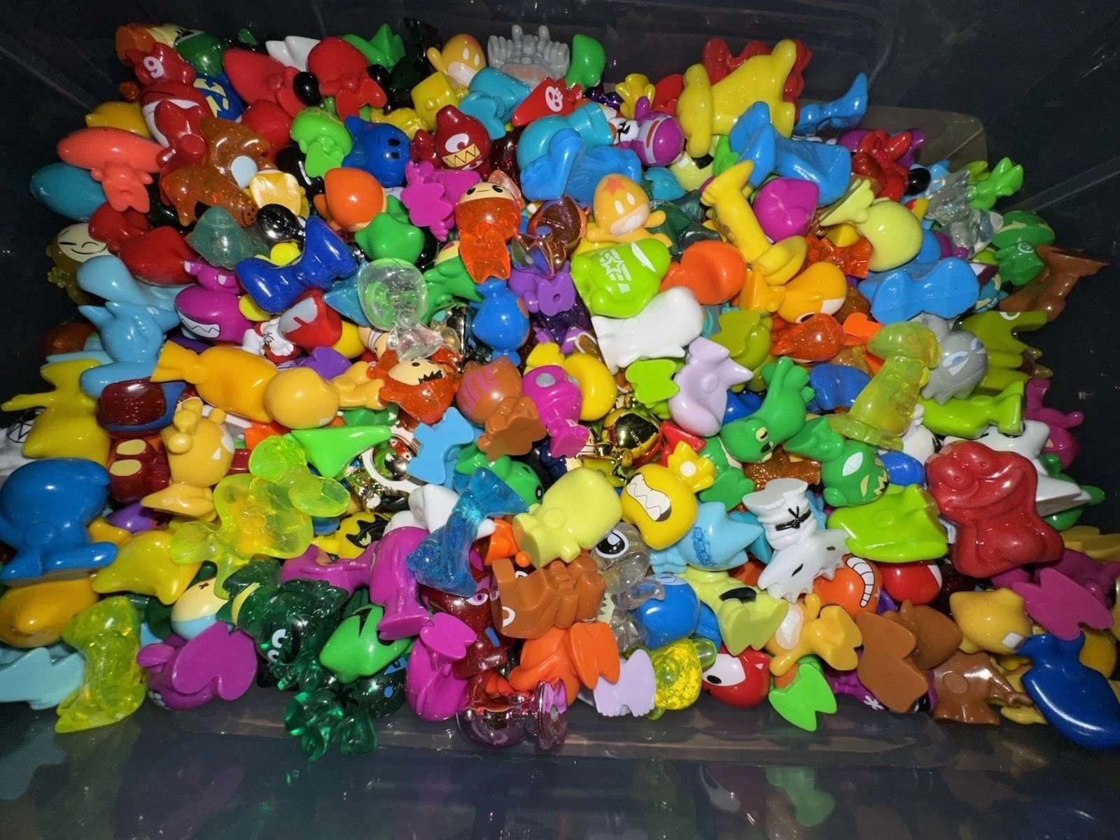 50 Random Gogos Crazy Bones Lot
