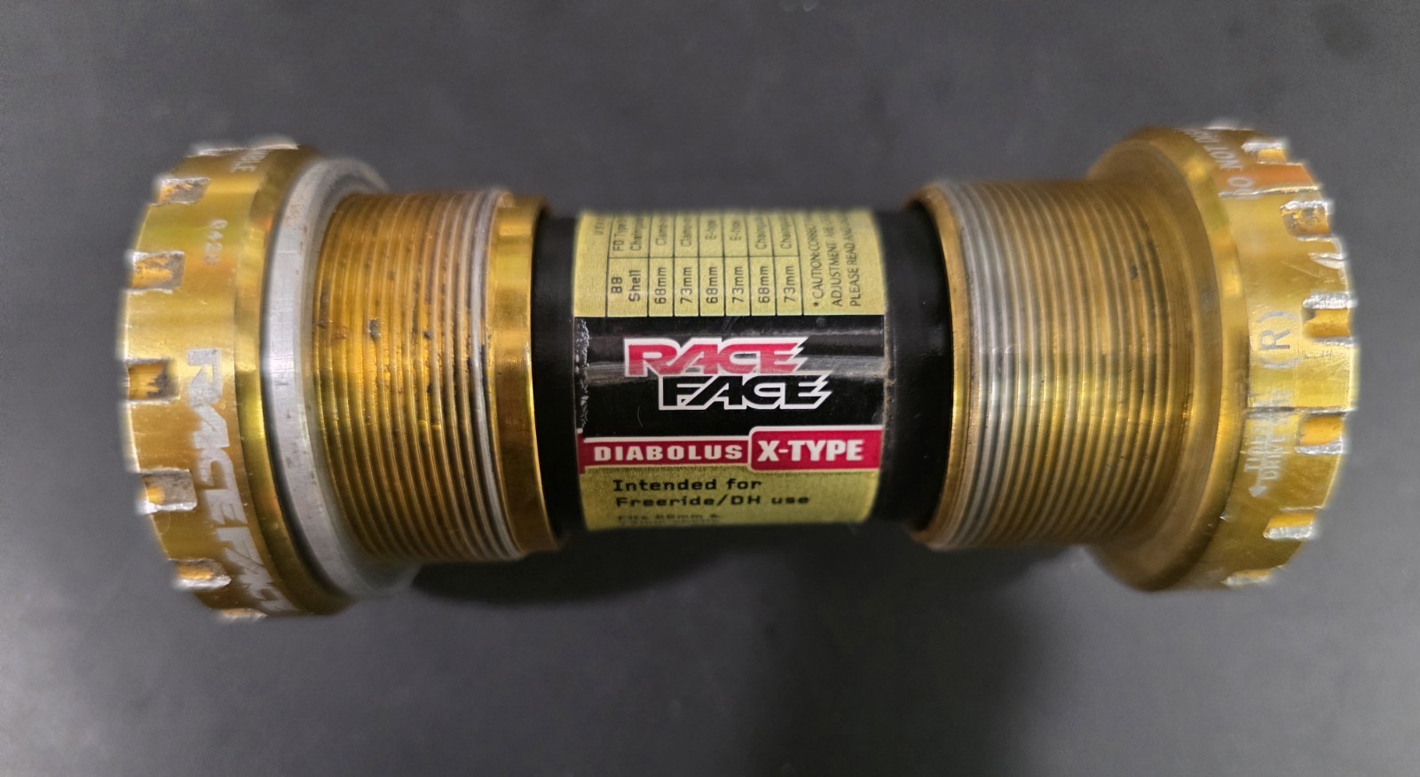 Vintage Race Face Diabolus Bottom Bracket 68/73mm X-Type