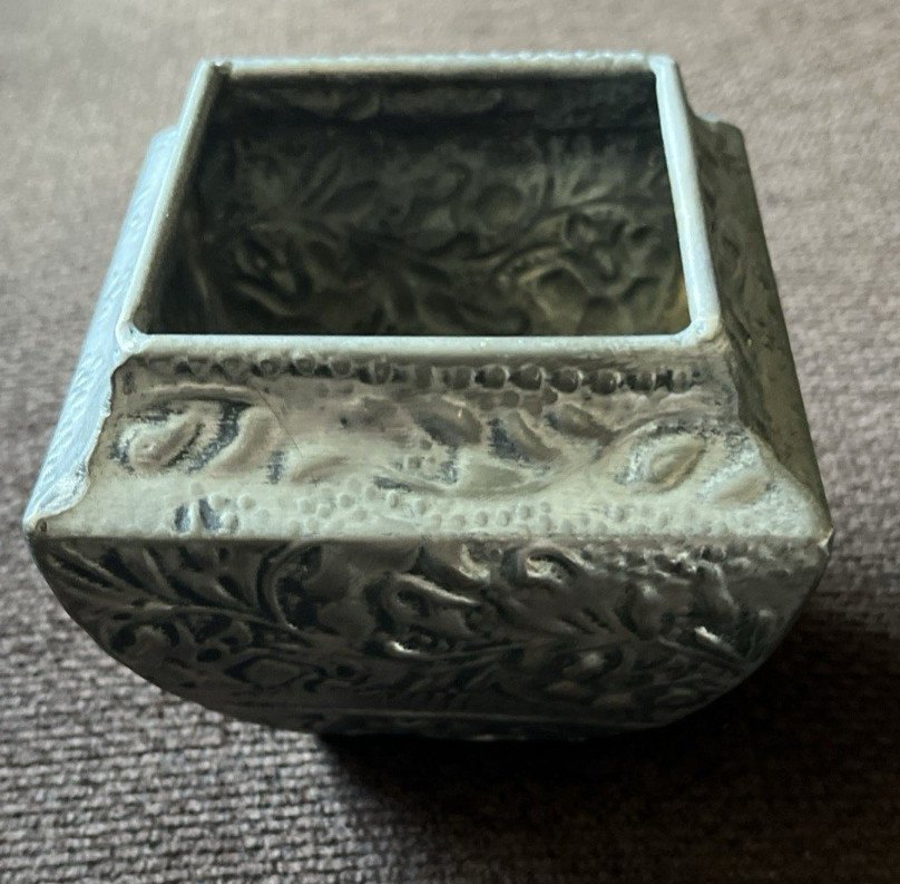 India Metal Vase Small Embossed