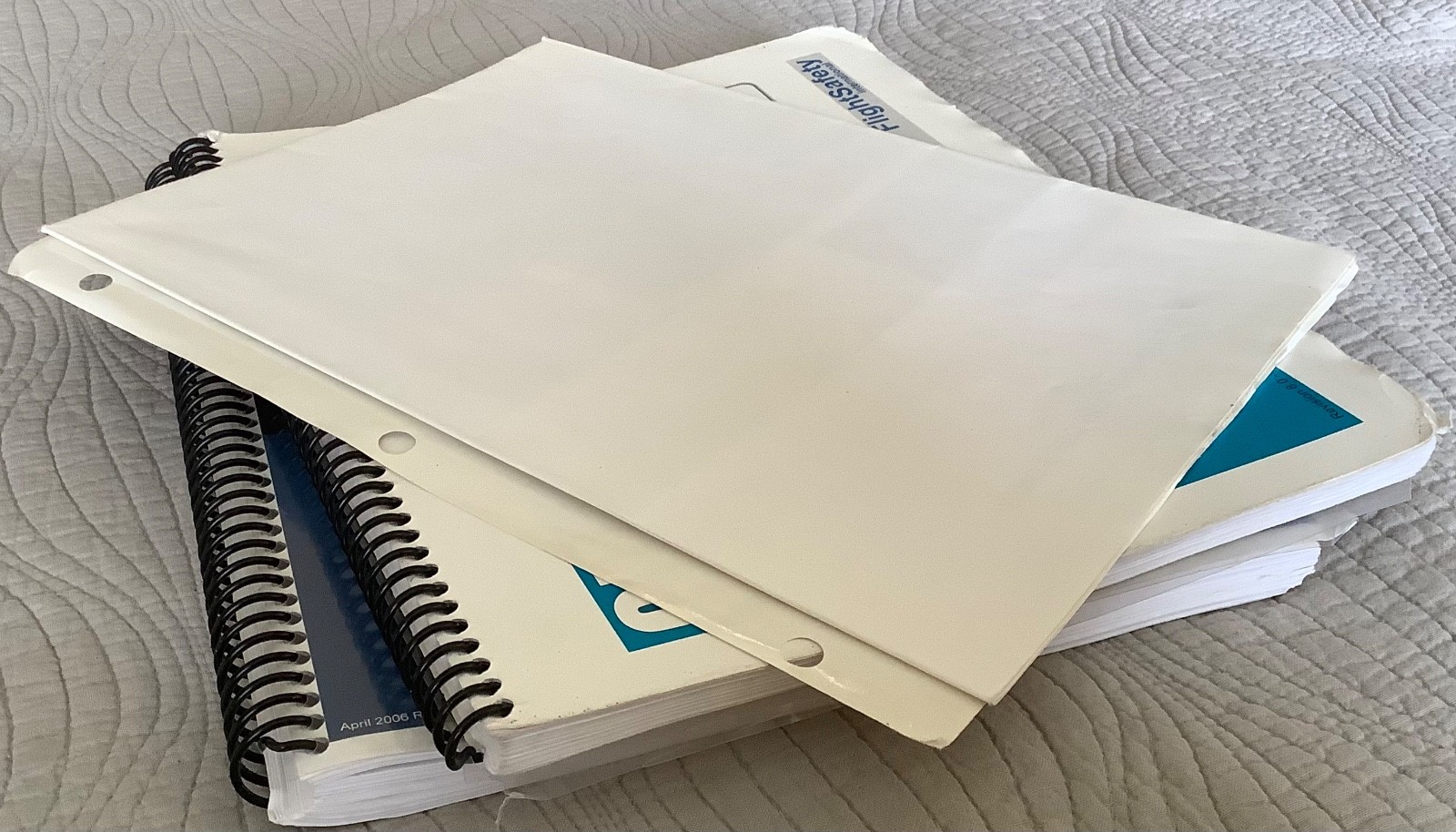 Gulfstream GIV Pilot Client Guide + Training Guide + Cockpit Poster FlightSafety