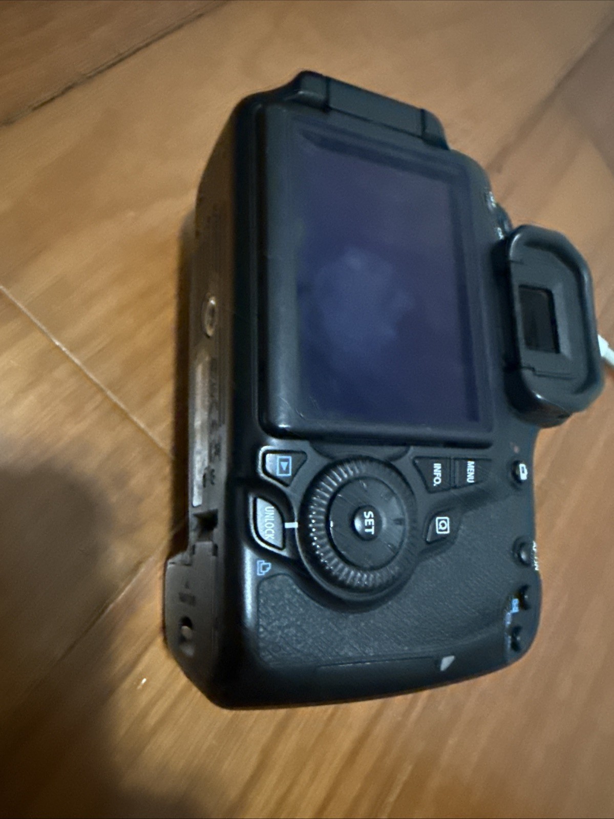 CANON EOS 60D 18 MP DIGITAL CAMERA BODY (SHUTTER COUNT - 15426)