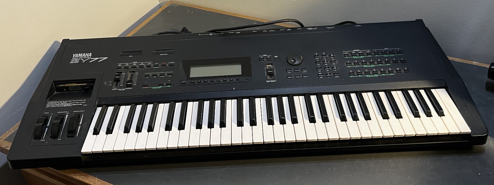 Yamaha SY77 Keyboard Synthesizer TESTED