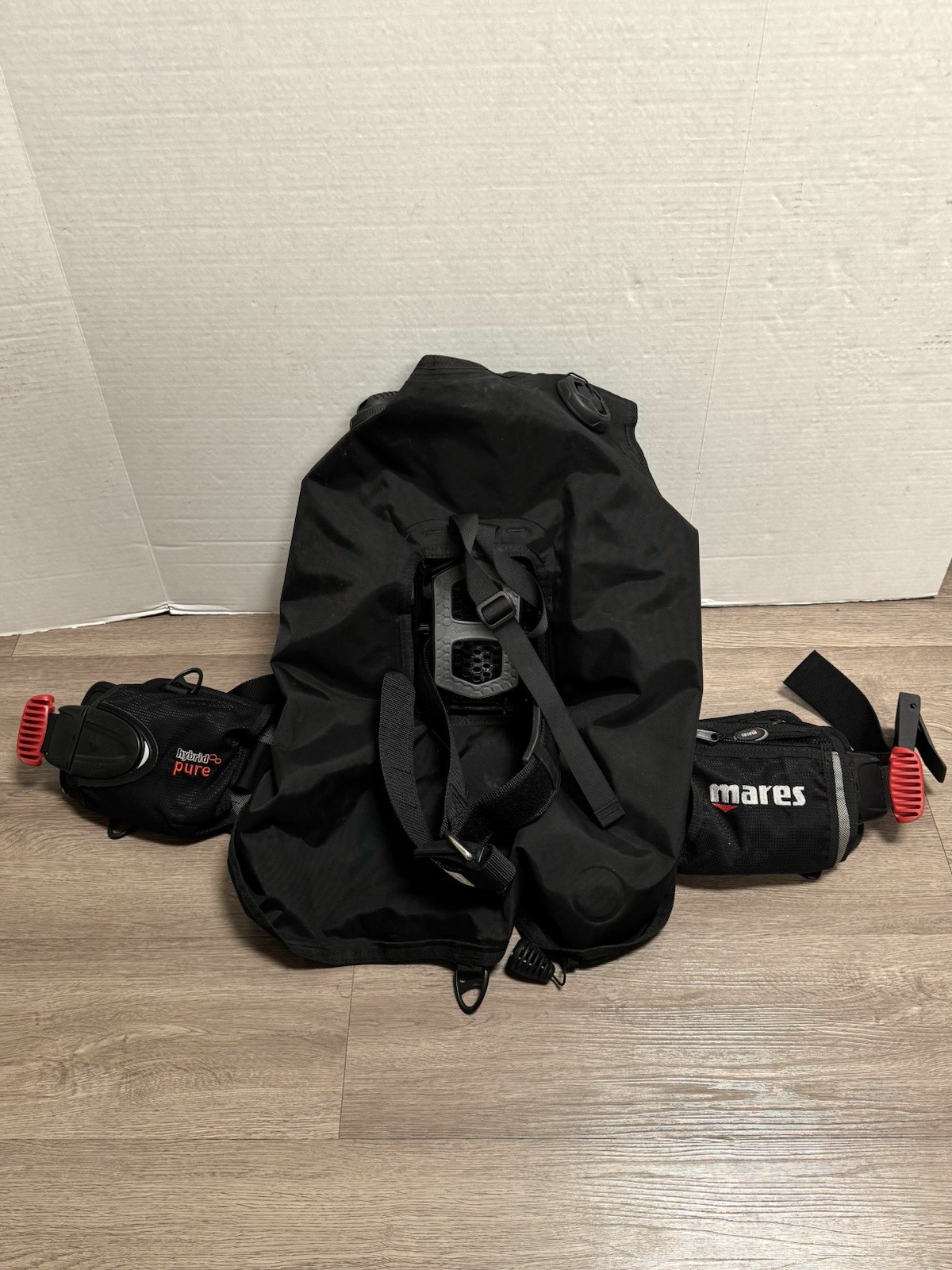 Mares Foldable Backpack System Diving Backpack Size M/L BC Scuba READ!