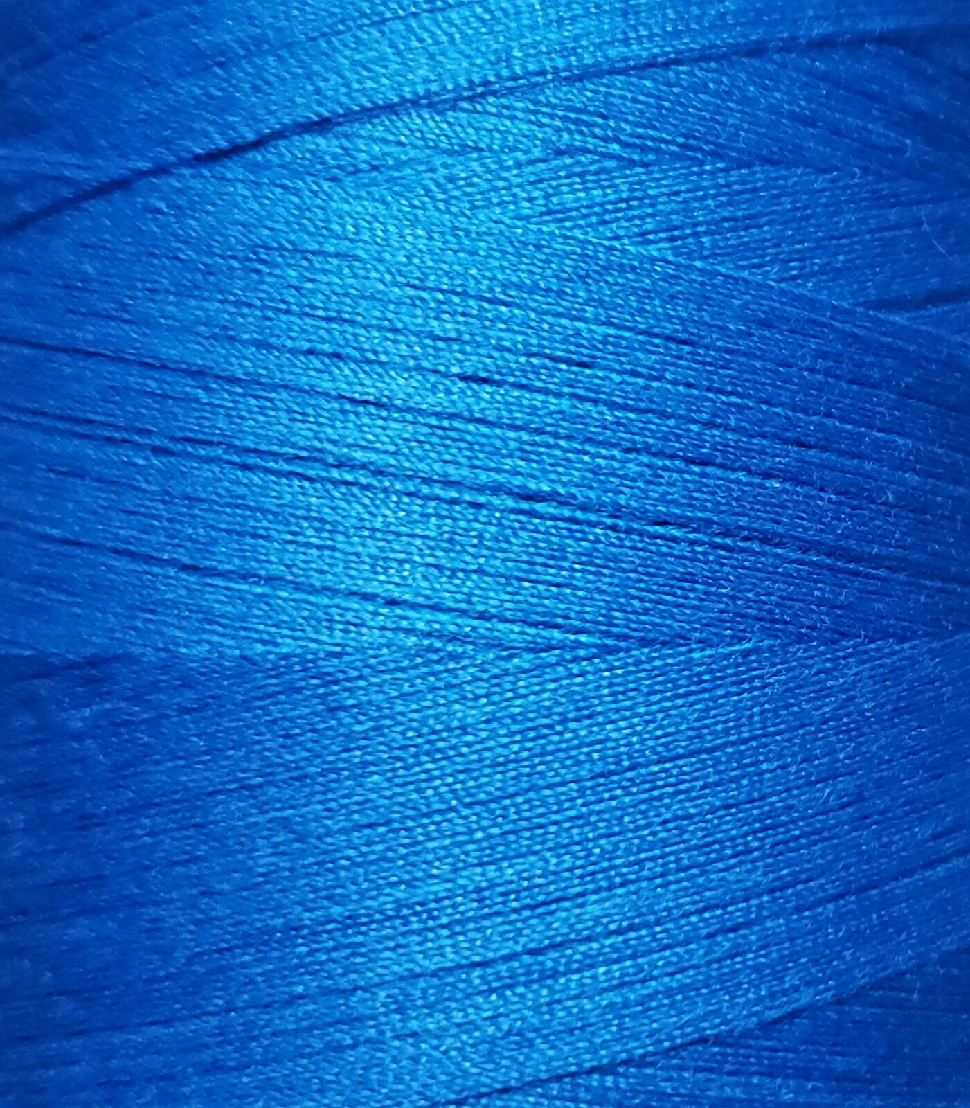 A&E D-Core Cotton-Wrapped Poly-Core Thread - 40 Weight, 6000 yards - Blue 16