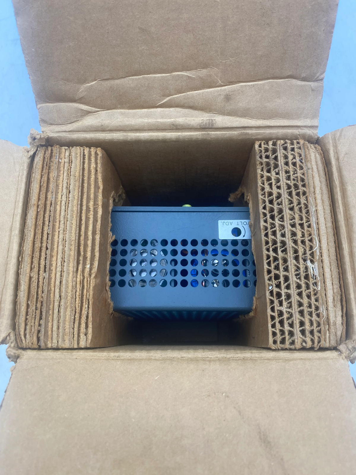 Lambda LDS-Y-24 Power Supply (Open Box)