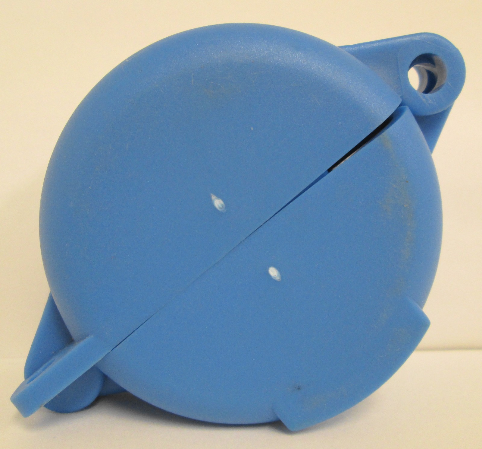 North V-Safe VS02B Wheel Valve Lockout Device Blue Handles Up To 2½" (Lot of 3)