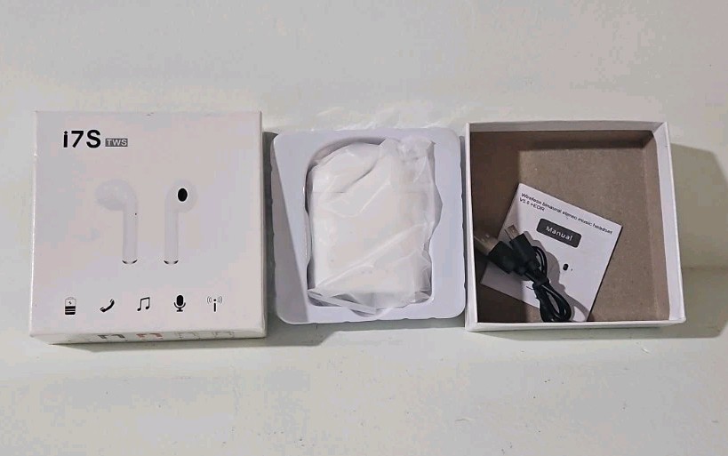 i76 TWS Wireless Earbuds For Android and iOS devices