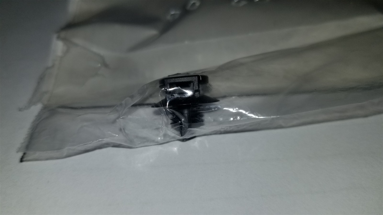 Bobcat 6690688 Plastic mount New Old Stock