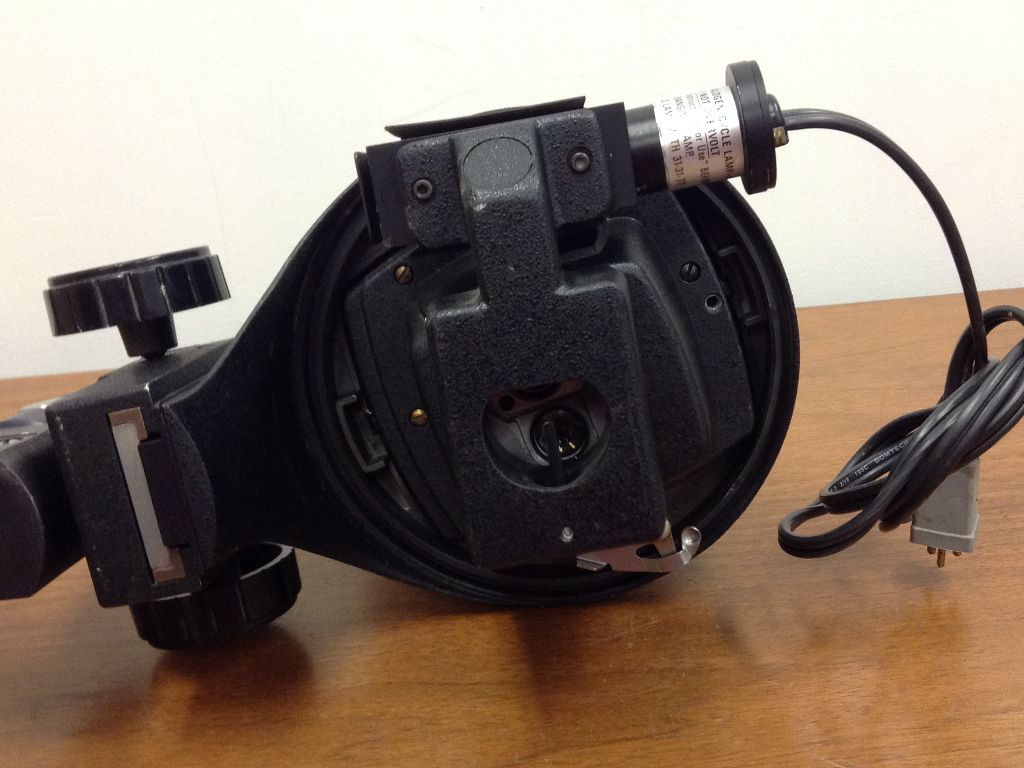 BAUSCH & LOMB - StereoZoom 4, Microscope - Zoom Range 0.7X - 3.0X