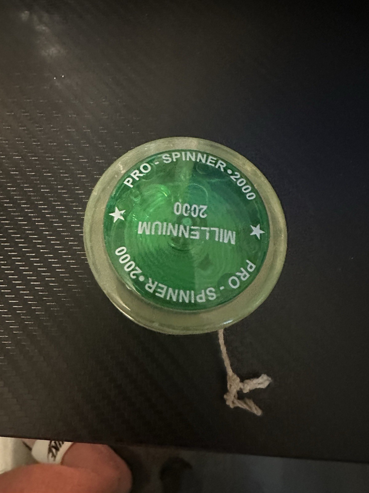 Vintage HYPER PRO-SPINNER Millennium 2000 GreenYoyo w/White Braided String  1999