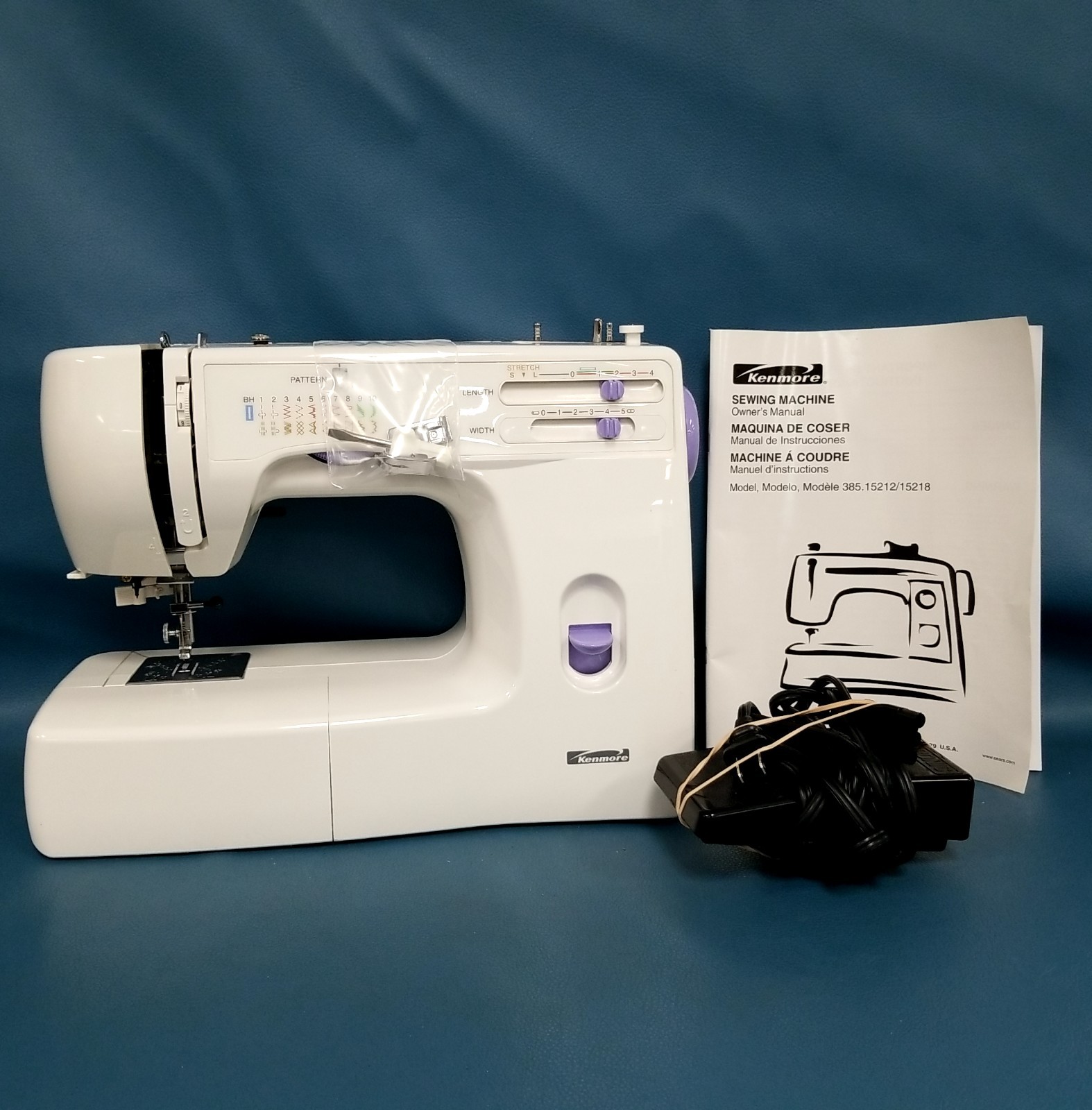 Parts/Repair Clean Kenmore Sewing Machine #15218 READ!