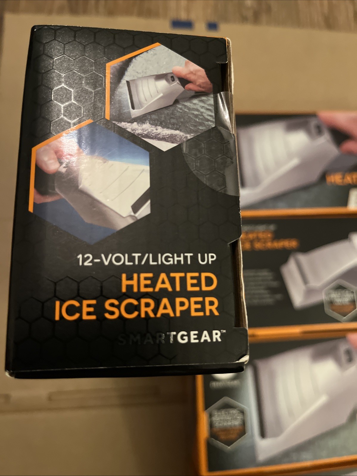 SmartGear New Heated Ice Scraper 12-Volt/Light Up. Free Shipping!
