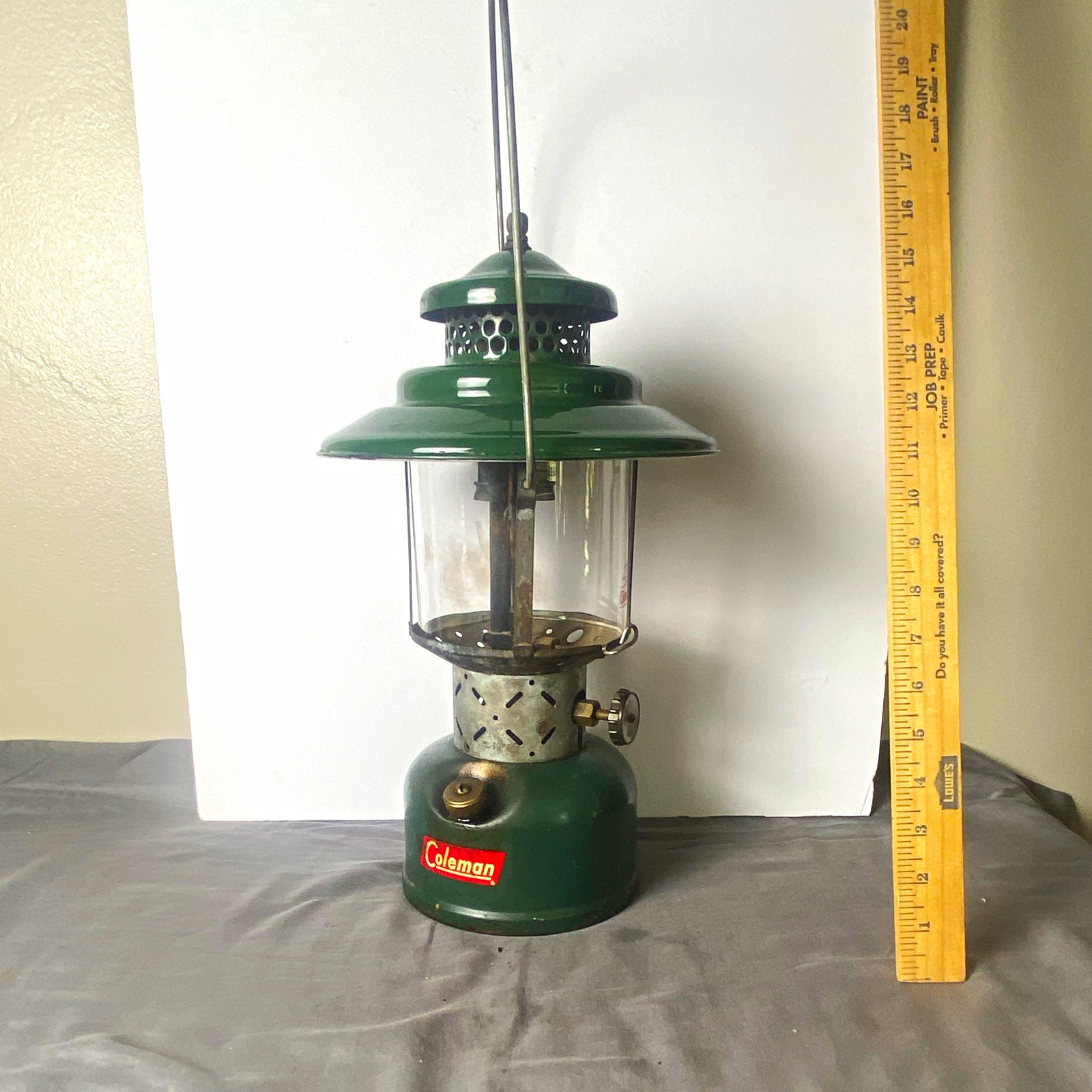 Coleman Model 228EGreen Metal Glass Oil Camping Lantern w/ Reflector Shade 6/59