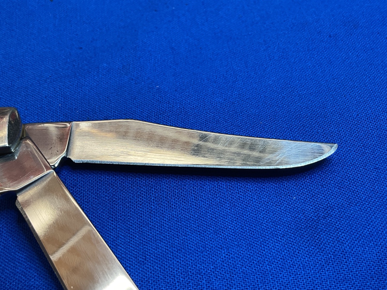 Case XX 10207 Blue Pearl Kirinite Mini Trapper USA