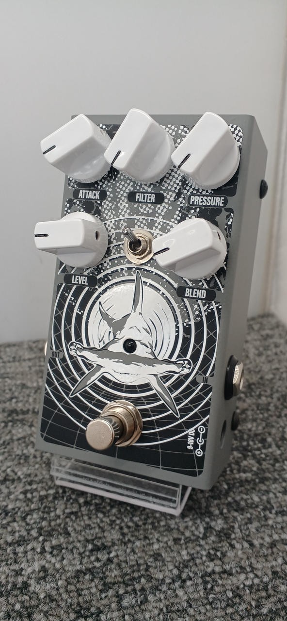 KROZZ Device Hammerhead Effector Guitar Effects Pedal, 3 Tones, Used