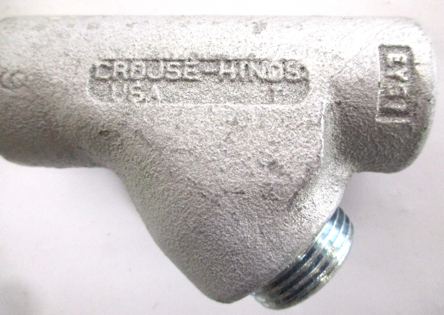 CROUSE HINDS , EYS1 , 1/2" FNPT CONDUIT FITTING , SURPLUS