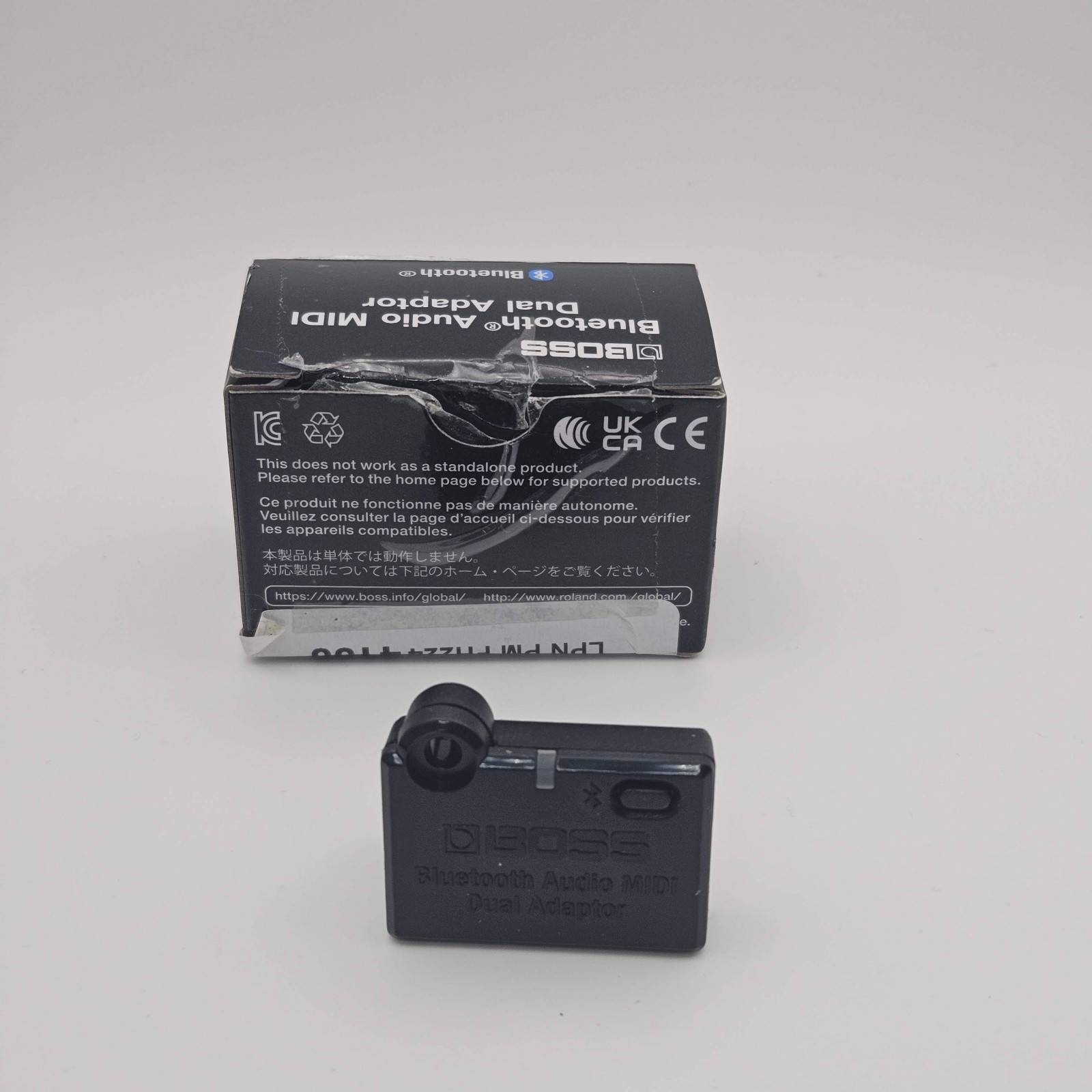 BOSS BT-DUAL Bluetooth Audio MIDI Dual Adaptor Portable Bluetooth Adapter