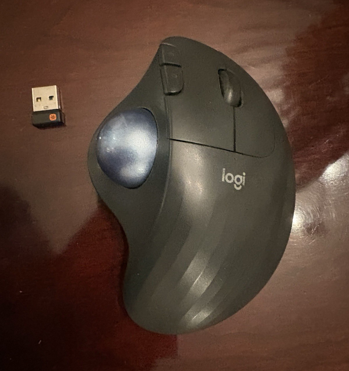 Logitech M570 Wireless Optical Trackball Mouse Right-Hand Ergonomic 1000 DPI