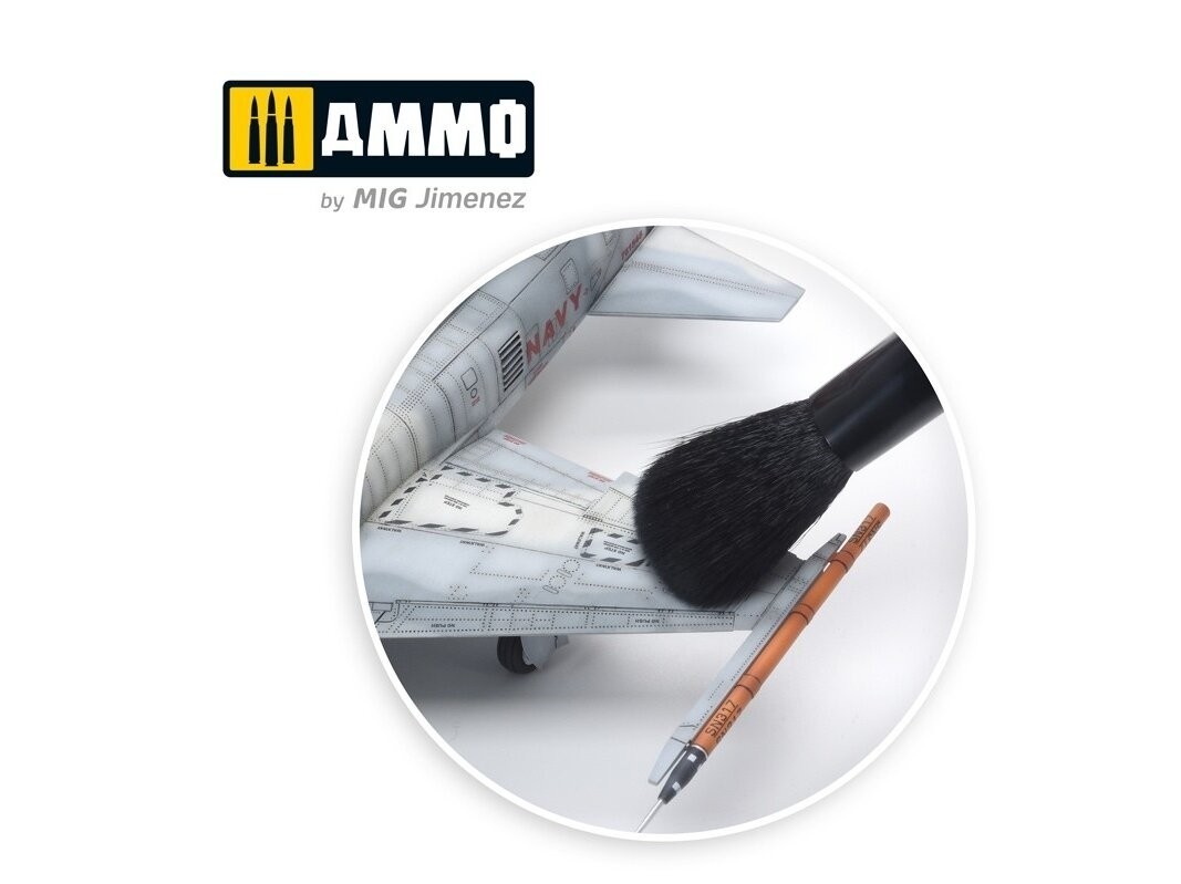 AMMO MIG - Dust Remover Brush 1 8575
