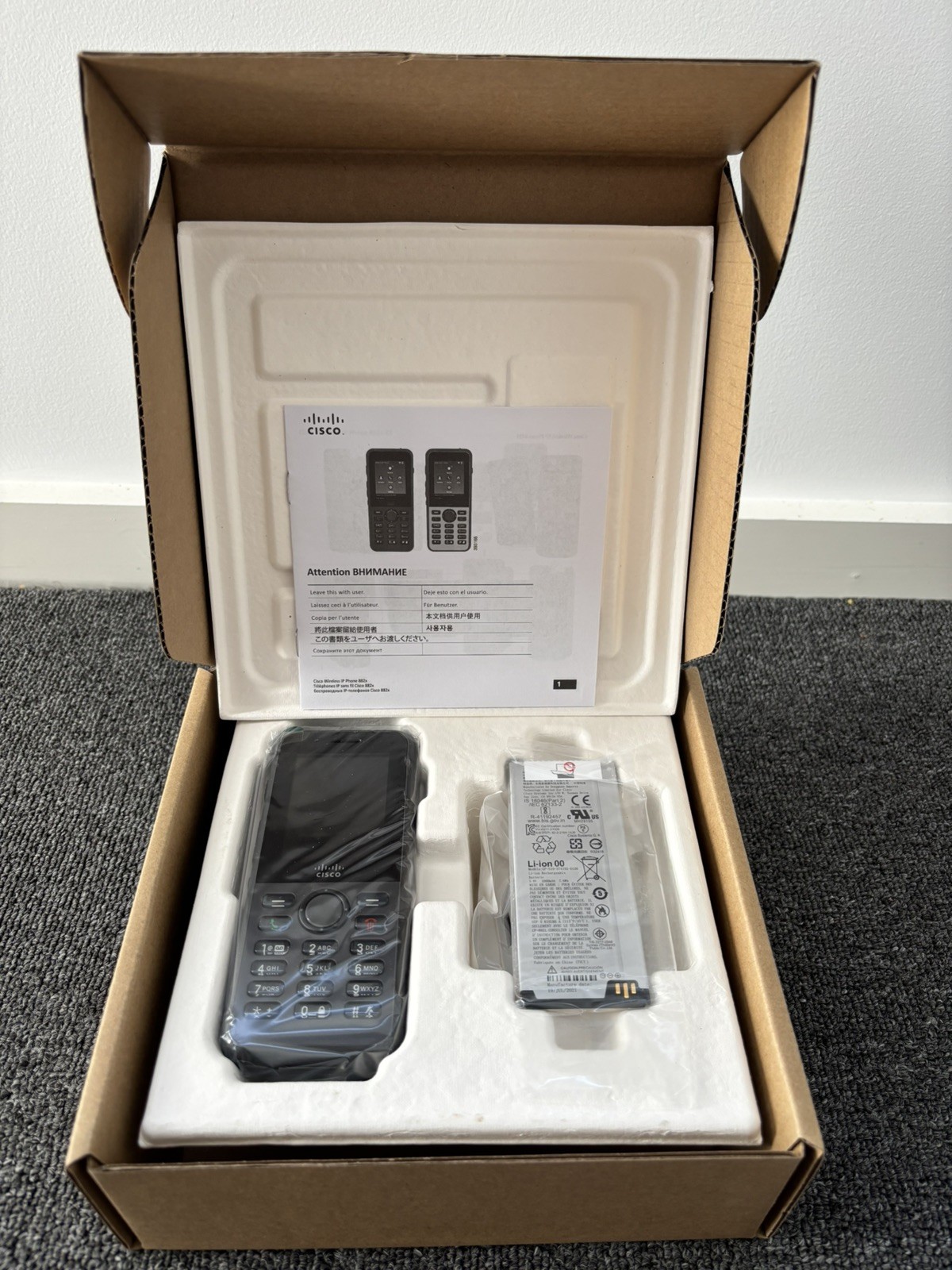 Cisco CP-8821-K9-BUN Unified Wireless IP Phone