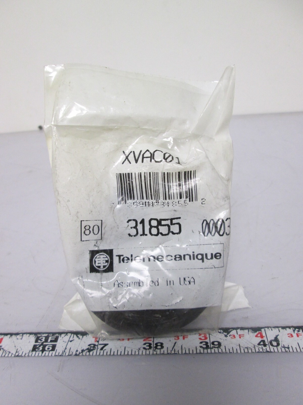 New Telemecanique XVAC01 Plastic Base for Light Stack