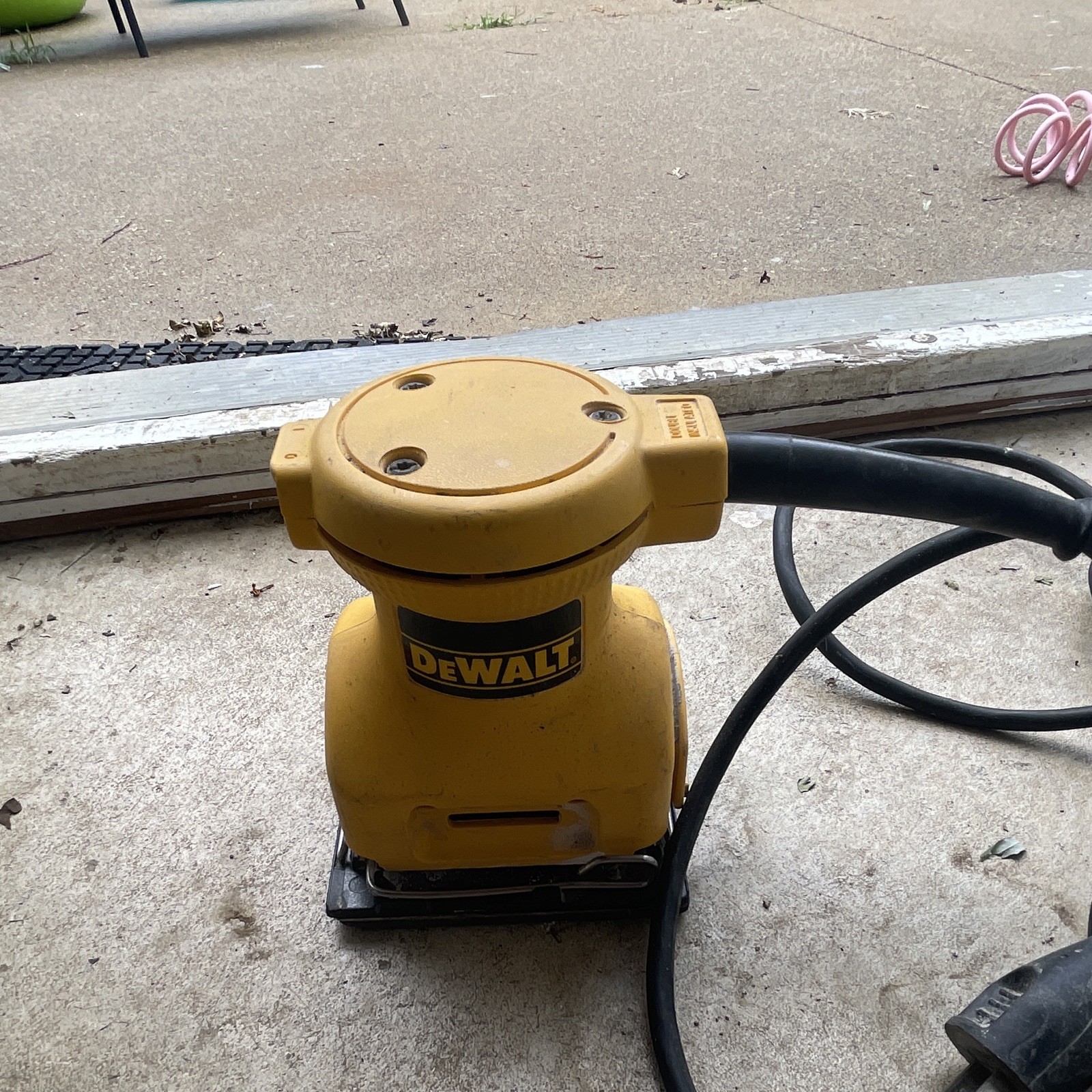 DEWALT DW411 Corded Electric Palm Sander Yellow/Black MPN DW411