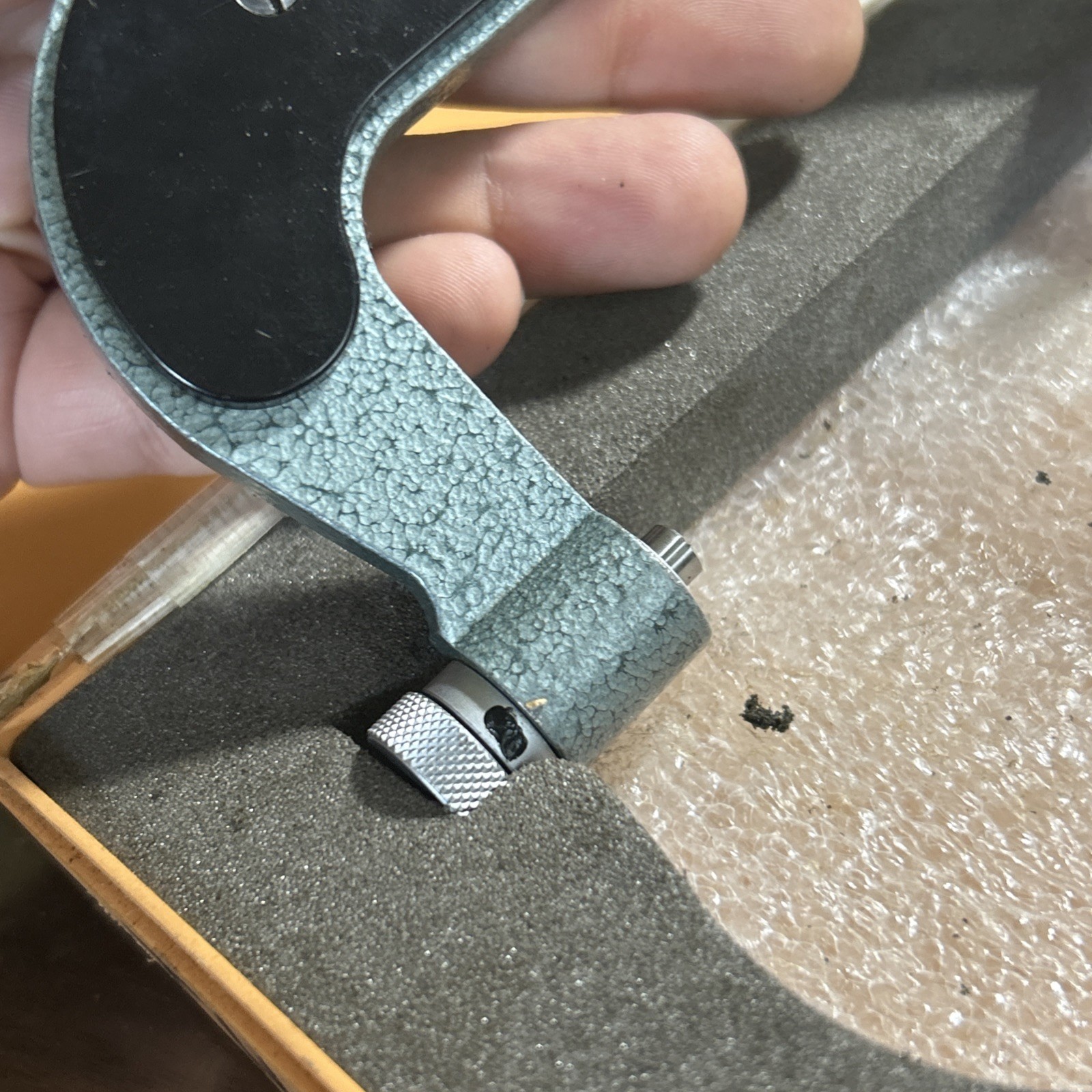 USED MITUTOYO 126-139 2-3" .001" THREAD MICROMETER
