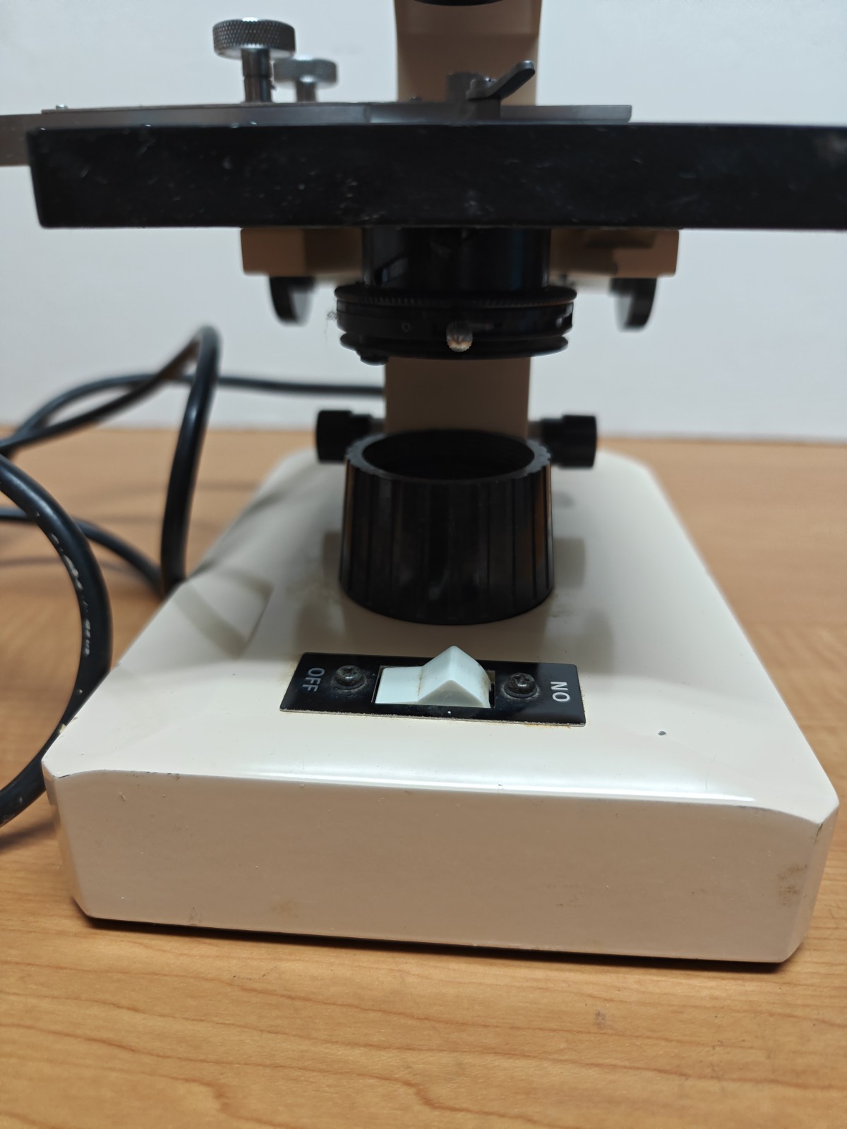 Vintage Swift M3200 Biological Microscope