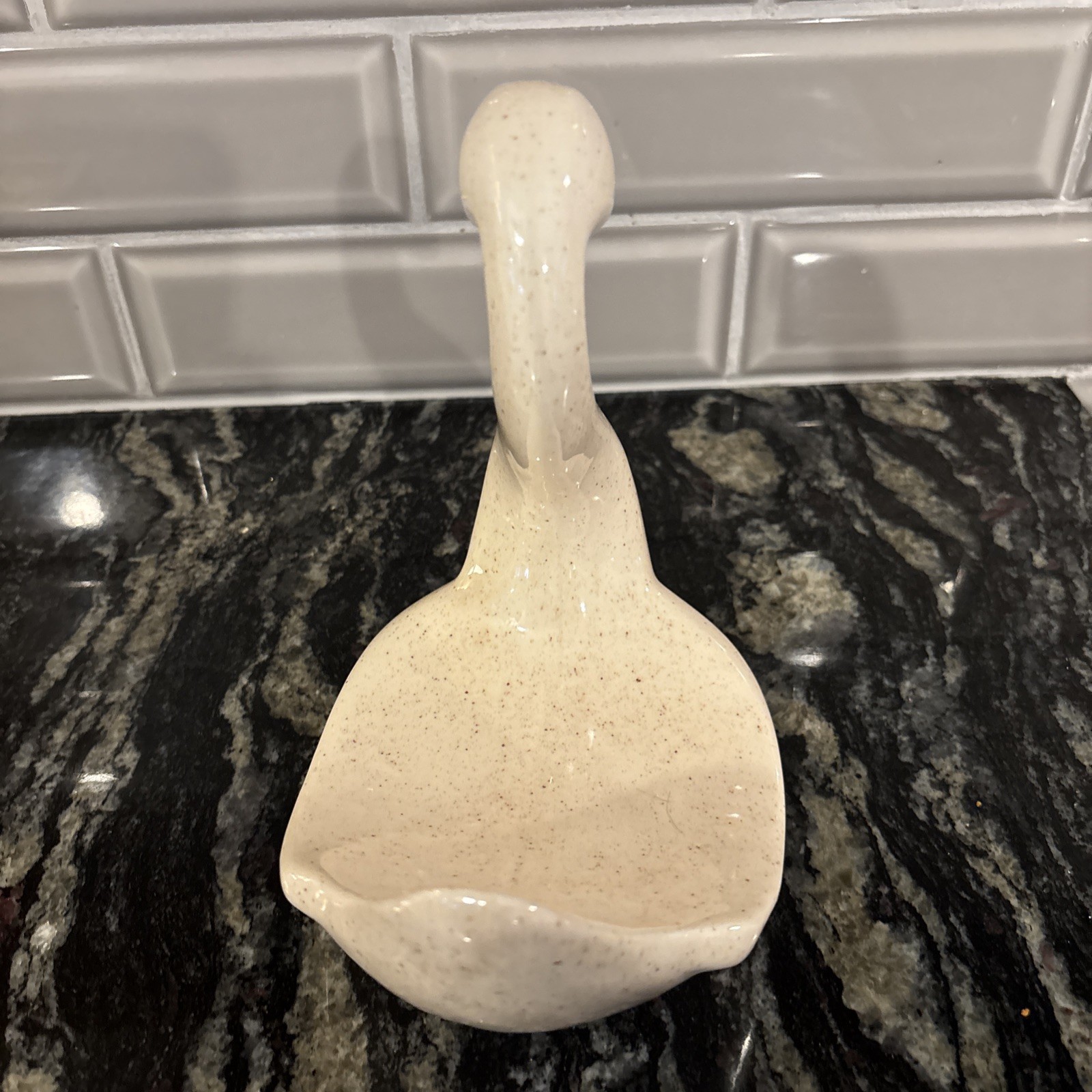 Ceramic Swan Figurine Bathroom Hand Towel Soap Holder Off White Speckled Vtg