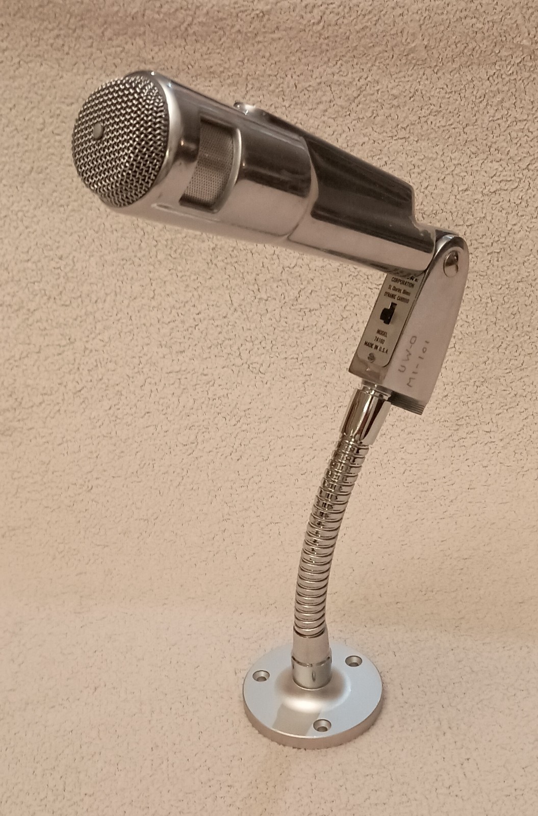 DuKane Vintage 7A160 Dynamic Cardioid Mic, Working, 4-Pin Amphenol, Blues Harp