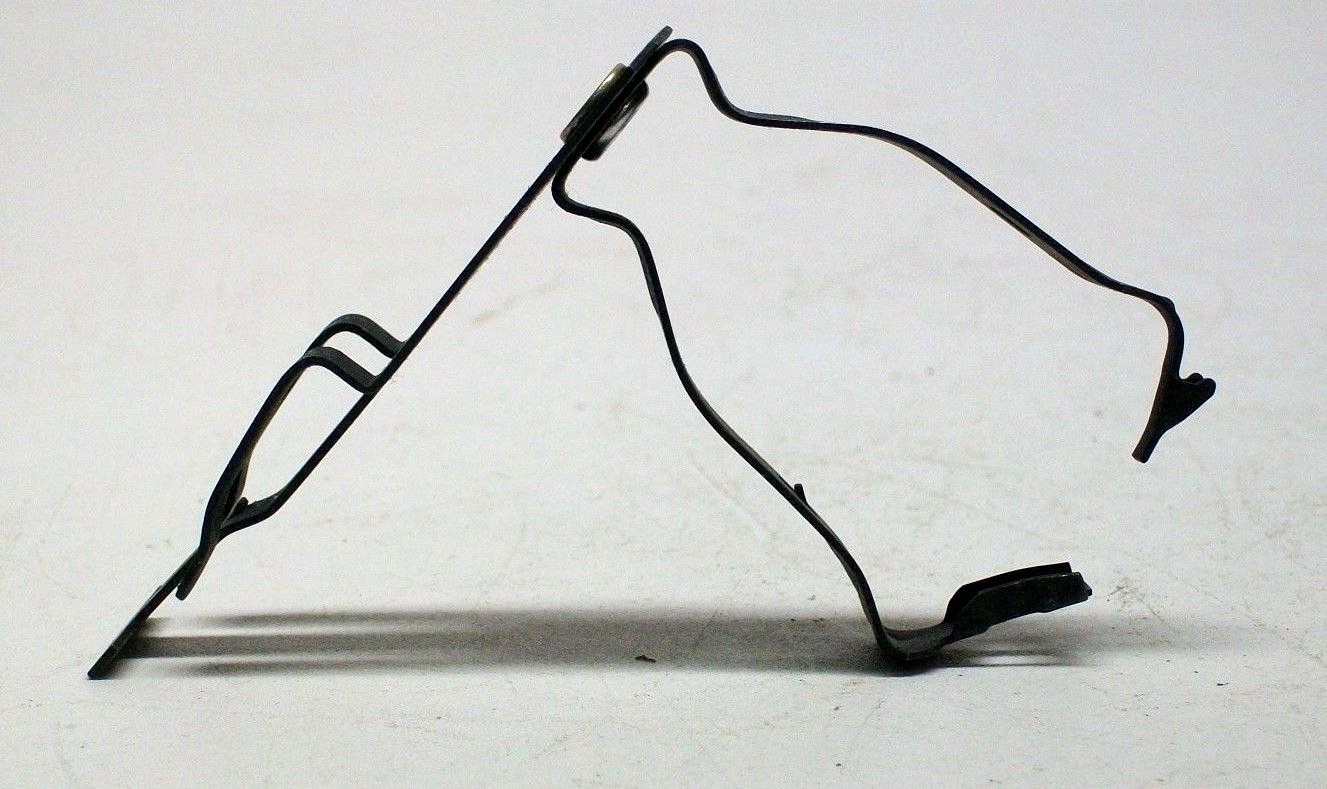 LOT OF 100 NEW COOPER B-LINE BG-16-A5 1" CONDUIT TO T-BAR FASTENER