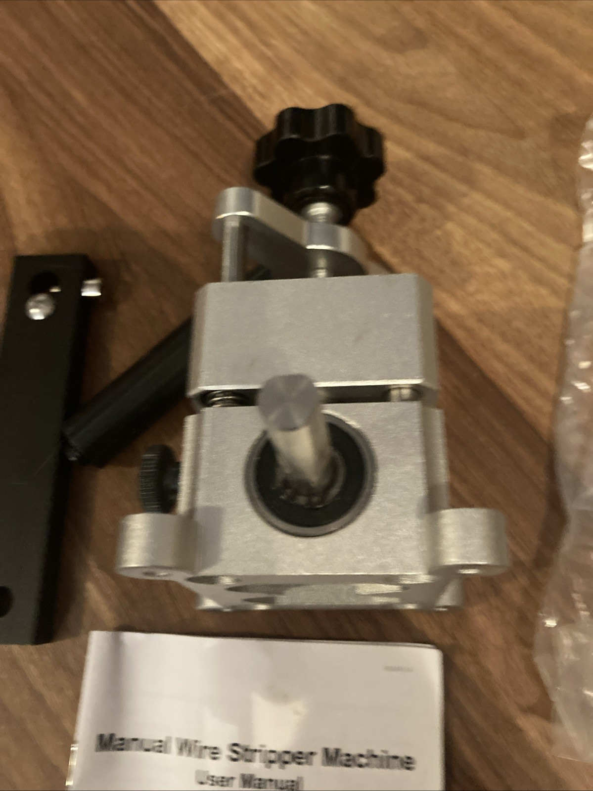 CREWWORKS MANUAL WIRE, STRIPPING MACHINE, HAND, CRANK COPPER CABLE STRIPPER Tool