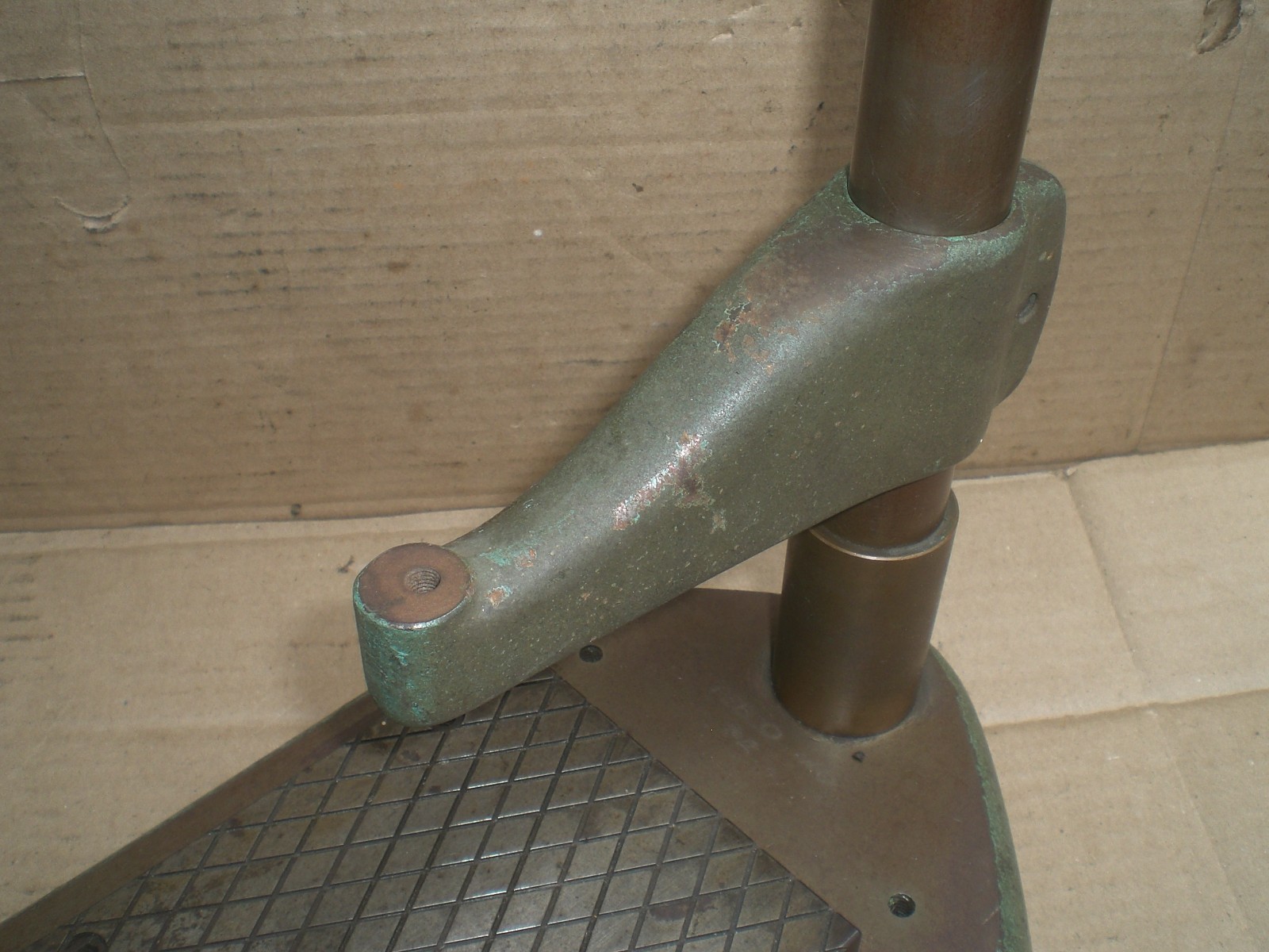 Vintage Large Federal Comparator stand Model NB 60