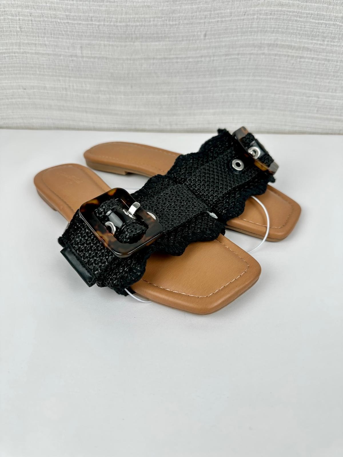 Universal Thread - Women's Chrissy Memory Foam Insole Slide Sandals Black Size 9