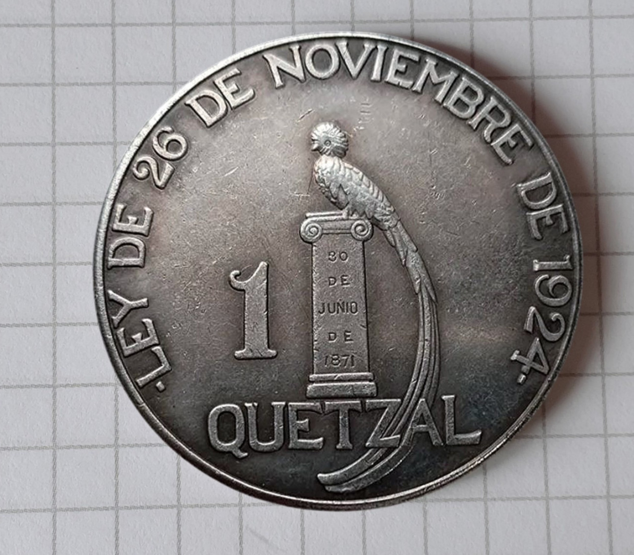 coin Guatemala 1925 1 Quetzal