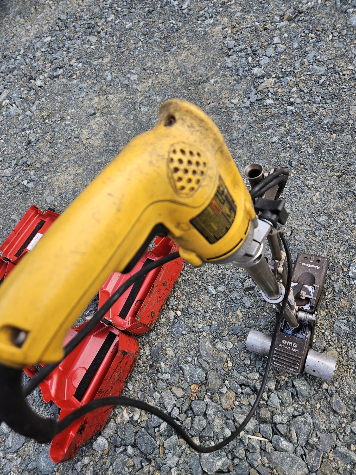Accutrac Buildex/ Roof Drill System Insulation Deck Plates & Fasteners Accuseam