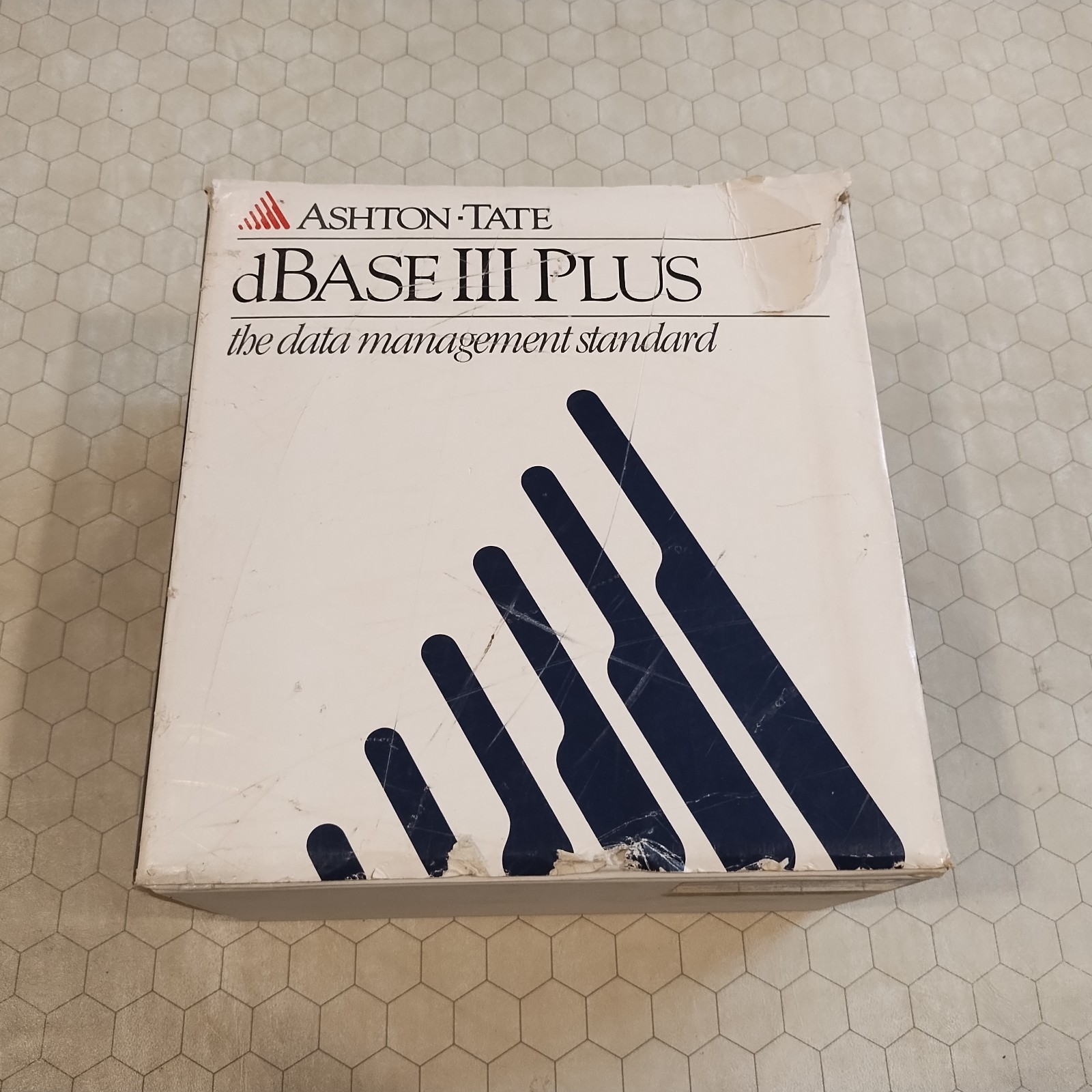dBase III Plus, Ashton-Tate, 3.5" disks, original box/manuals, database, 1987!