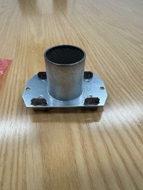 WIREMOLD 1125CHA EVOLUTION-SERIES ACCESSORY, 1-GANG CONDUIT HOUSING ASSEMBLY