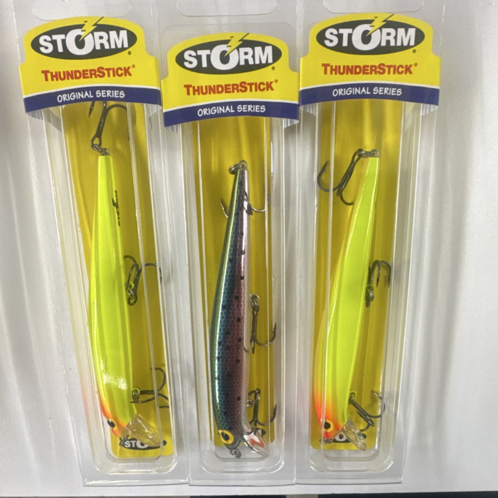 Storm ThunderStick Original Crankbait 4-3/8 in Solid Chartreuse & Trout Lot of 3