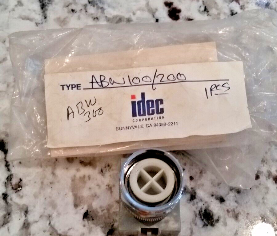 IDEC ABW-100 SWITCH ACTUATOR