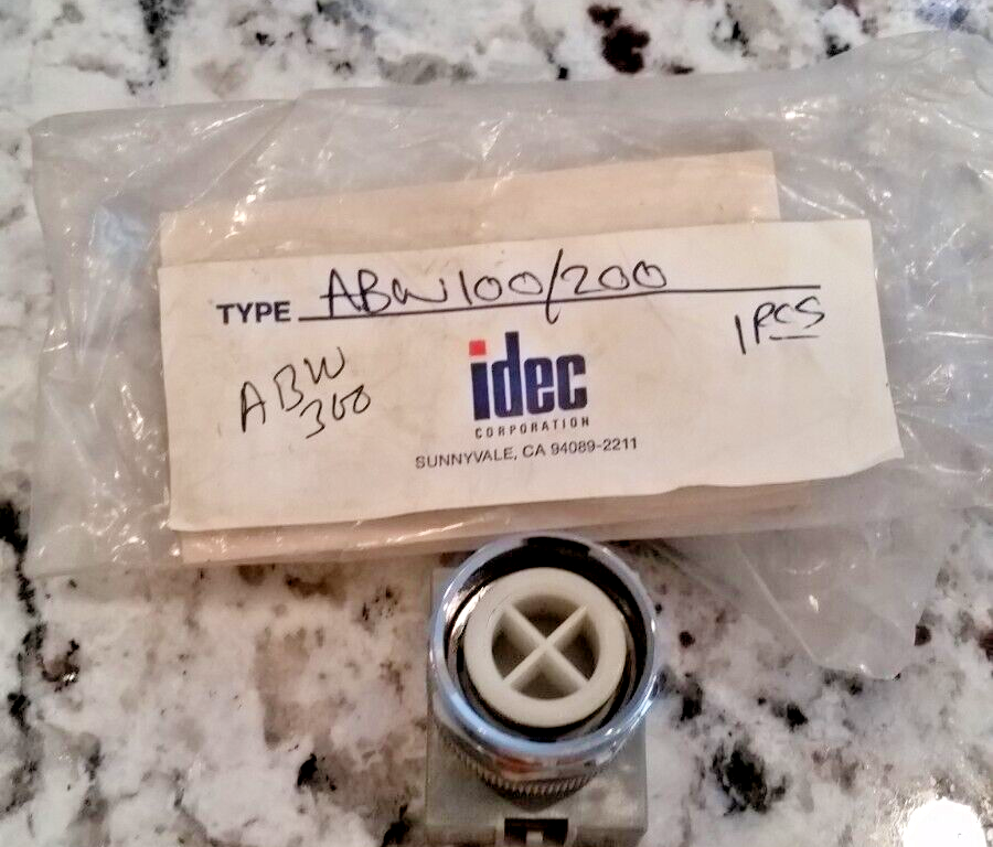 IDEC ABW-100 SWITCH ACTUATOR