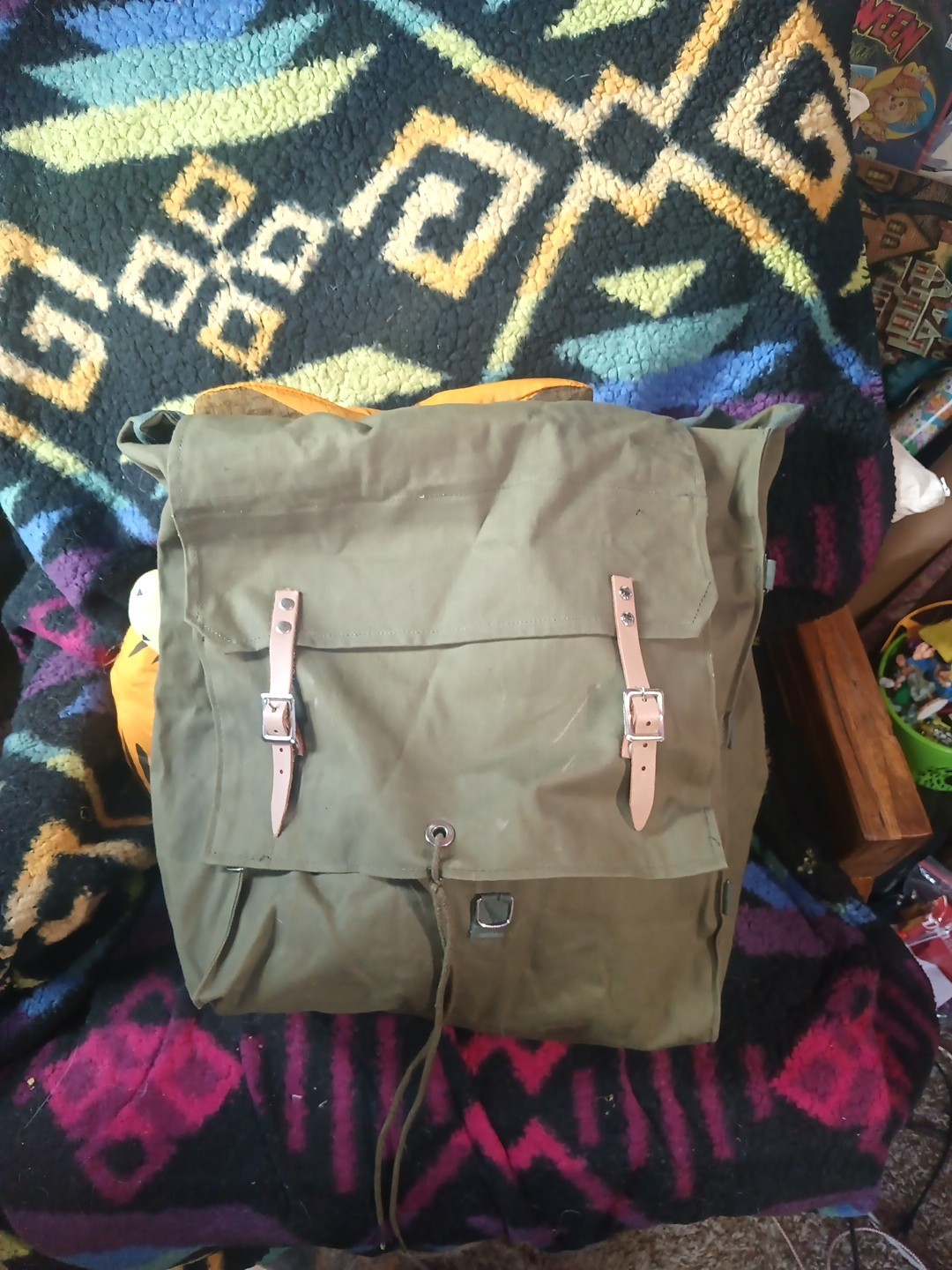 Vintage Military Daypack Rucksack Backpack Army Green 70s Rare  Large Korea
