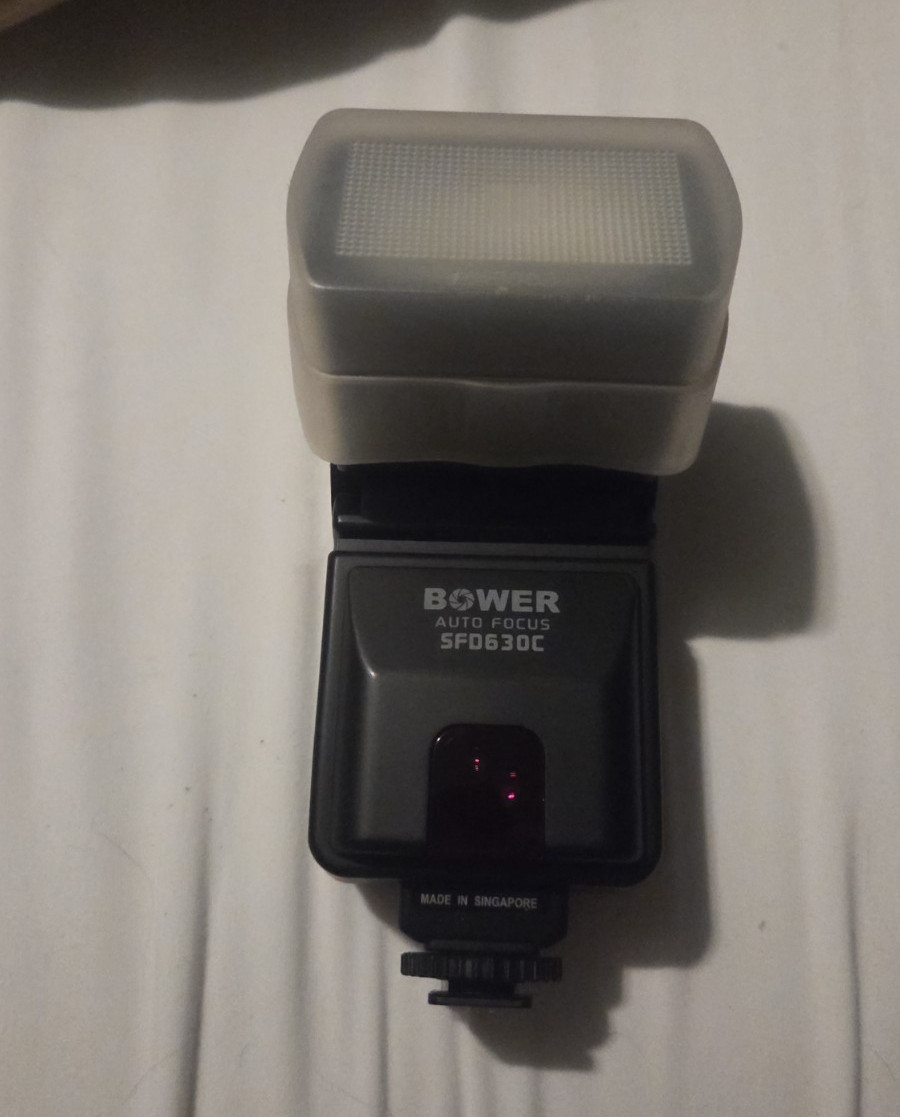 Bower SFD630C TTL Hot Shoe Shoe Mount Strobe Flash for Digital Camera