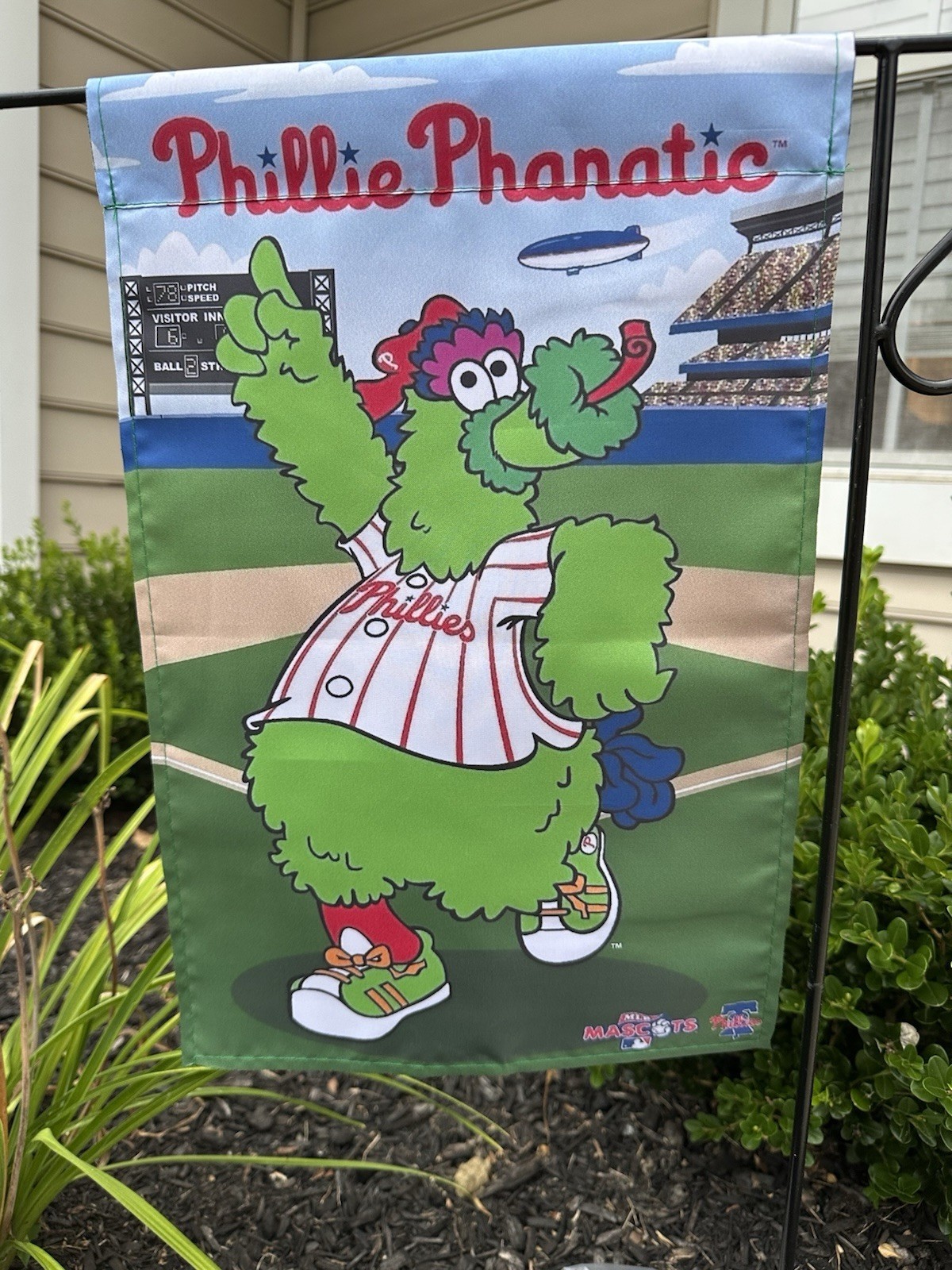 MLB Philadelphia Phillies Phillie Phanatic Unique Premium Garden Flag Yard Flag